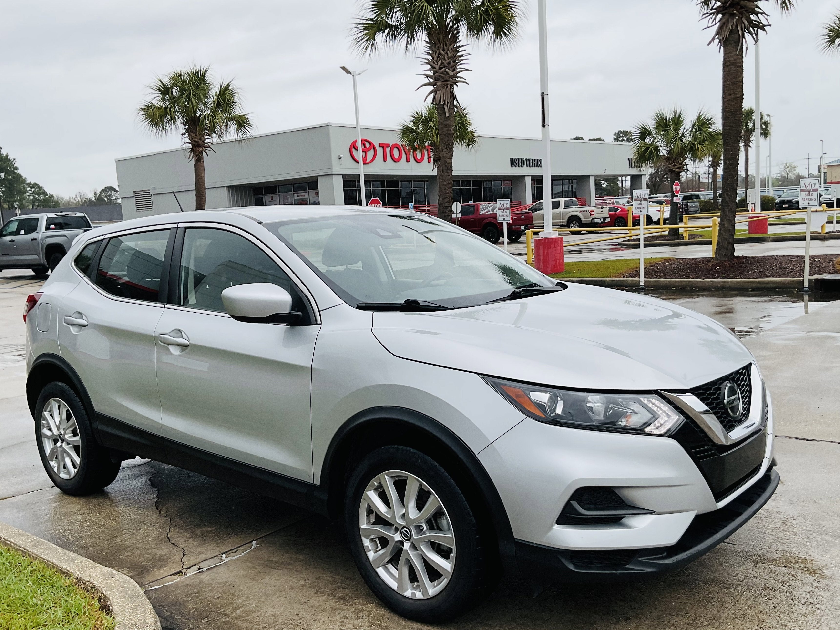 2021 Nissan Rogue Sport S