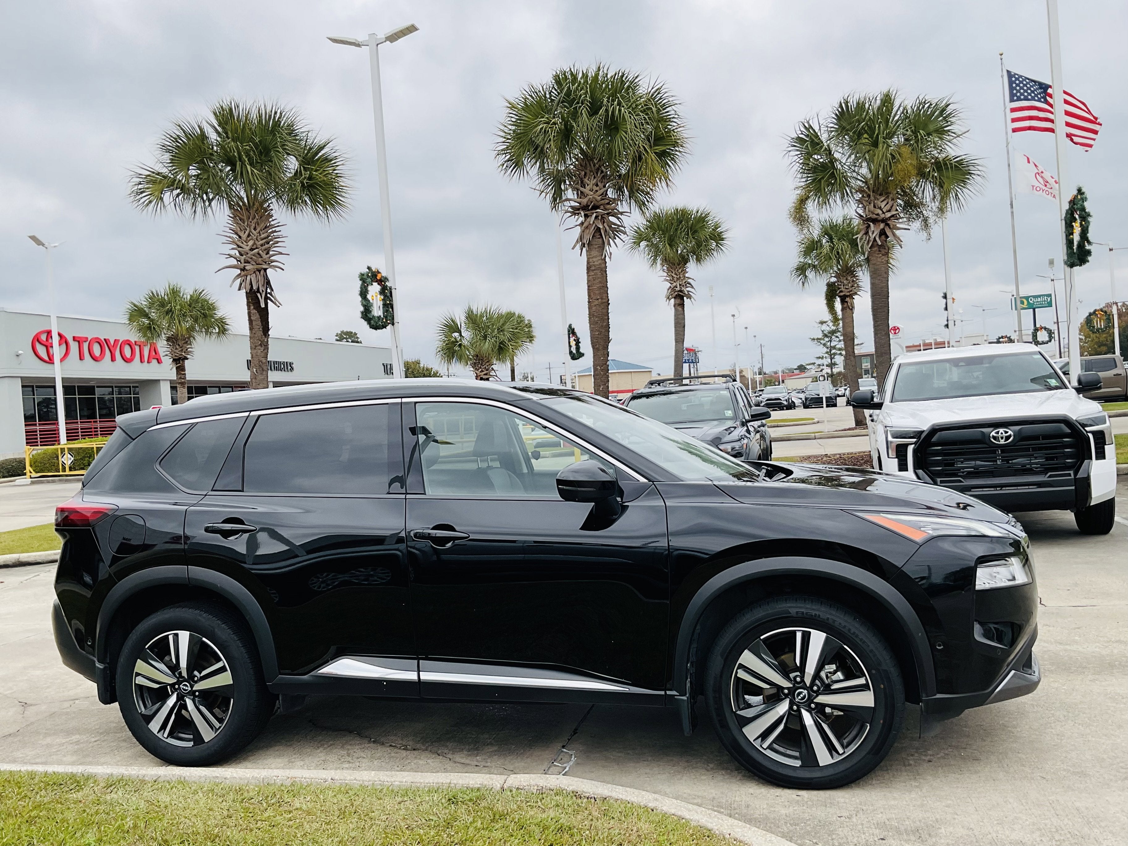 2023 Nissan Rogue SL