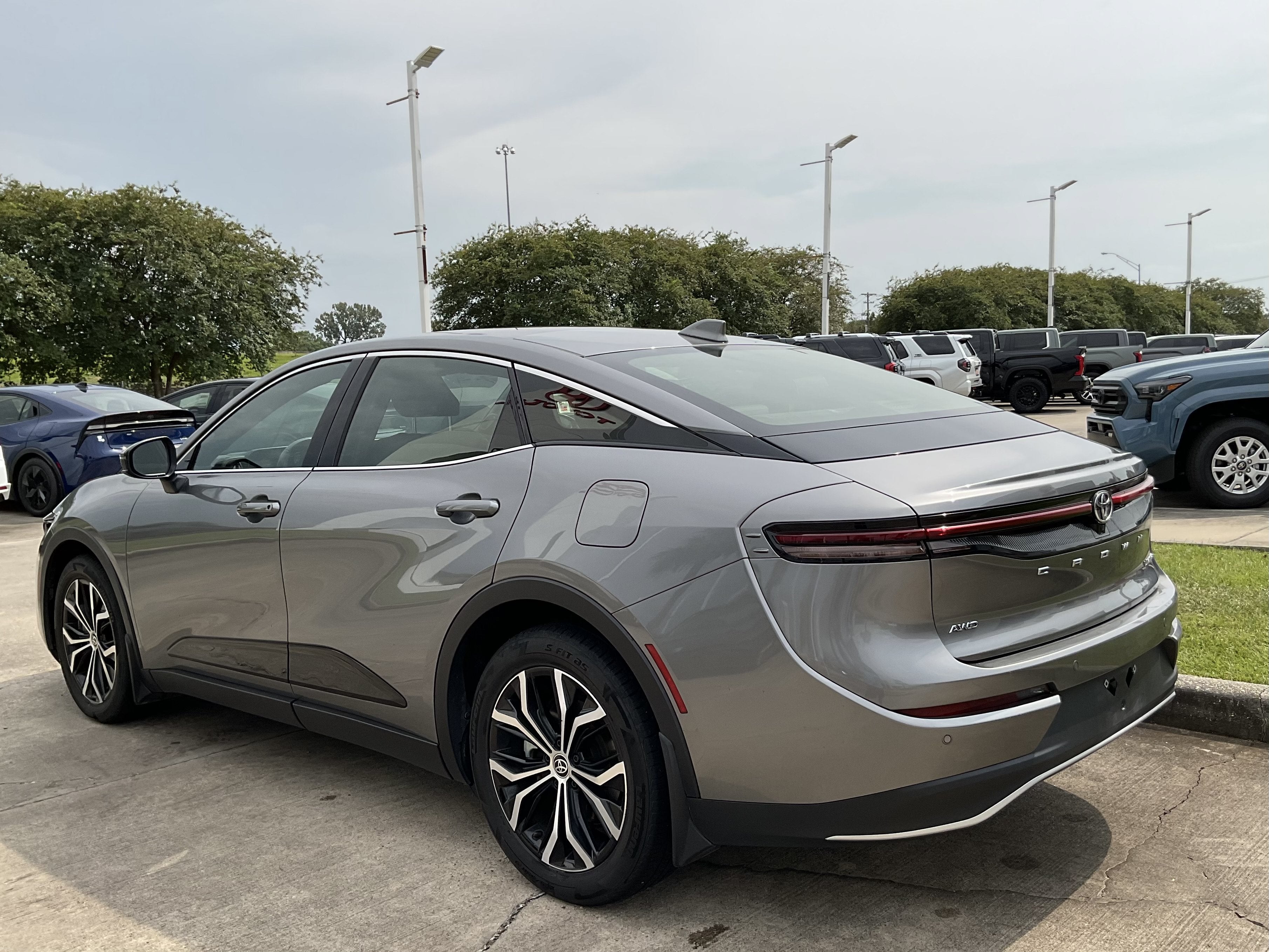 2023 Toyota Toyota Crown Limited