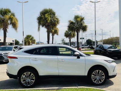 2022 Toyota Venza XLE