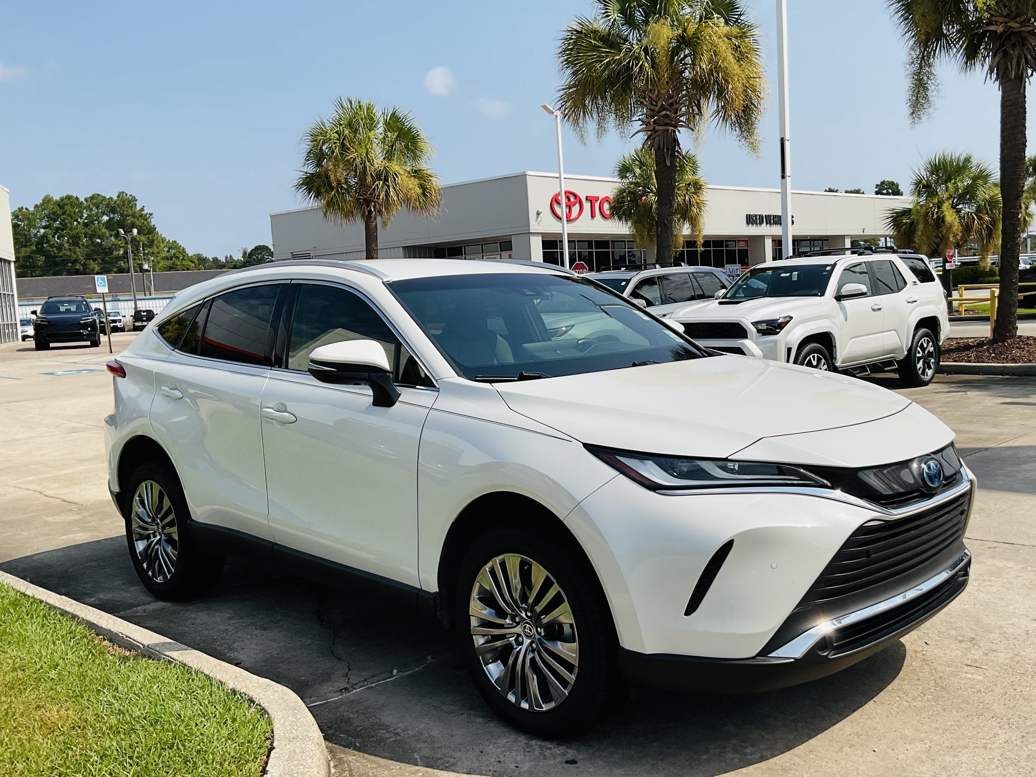 2022 Toyota Venza XLE
