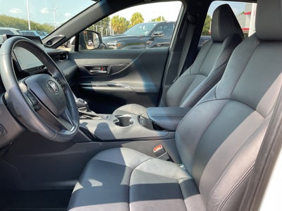 2022 Toyota Venza XLE