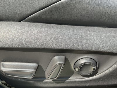 2022 Toyota Venza XLE