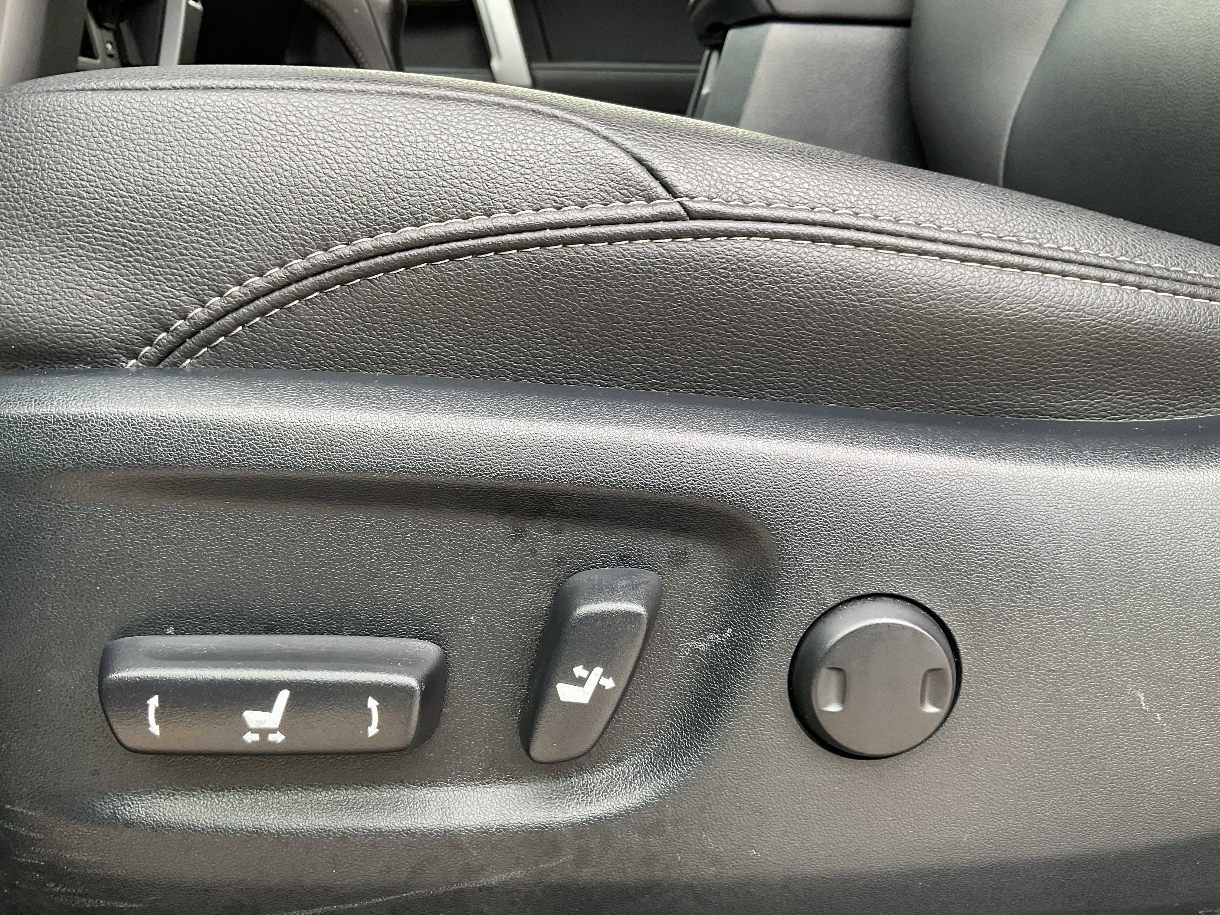 2023 Toyota 4RUNNER TRD Sport