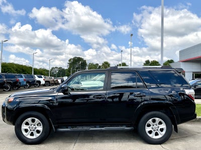 2022 Toyota 4Runner SR5