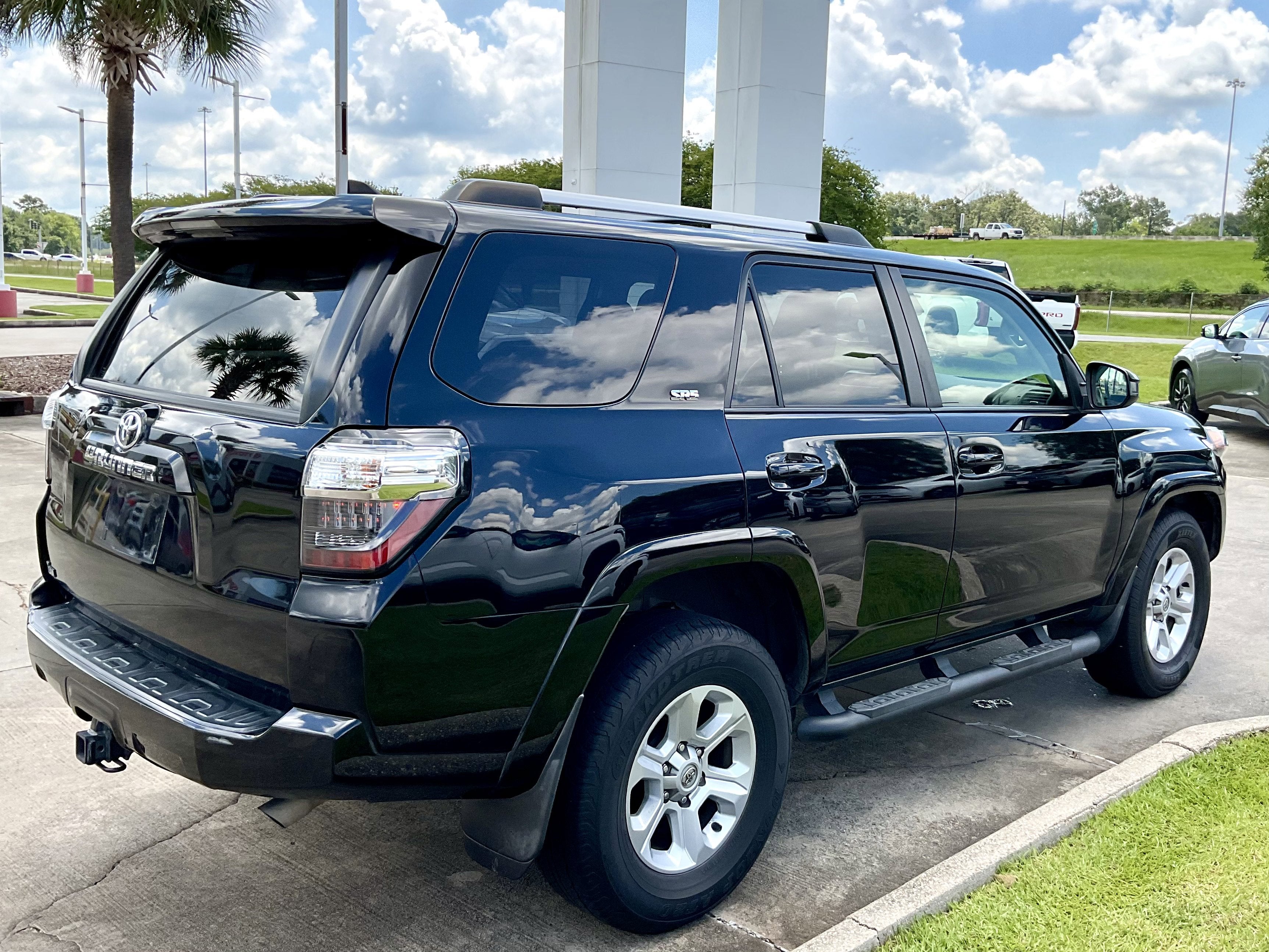 2022 Toyota 4Runner SR5