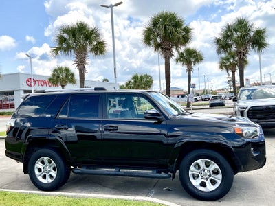 2022 Toyota 4Runner SR5