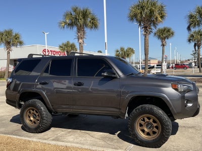 2021 Toyota 4RUNNER Venture