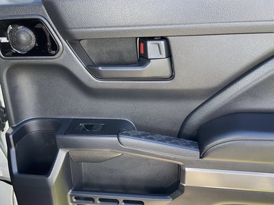 2025 Toyota 4RUNNER TRD Off Road Premium