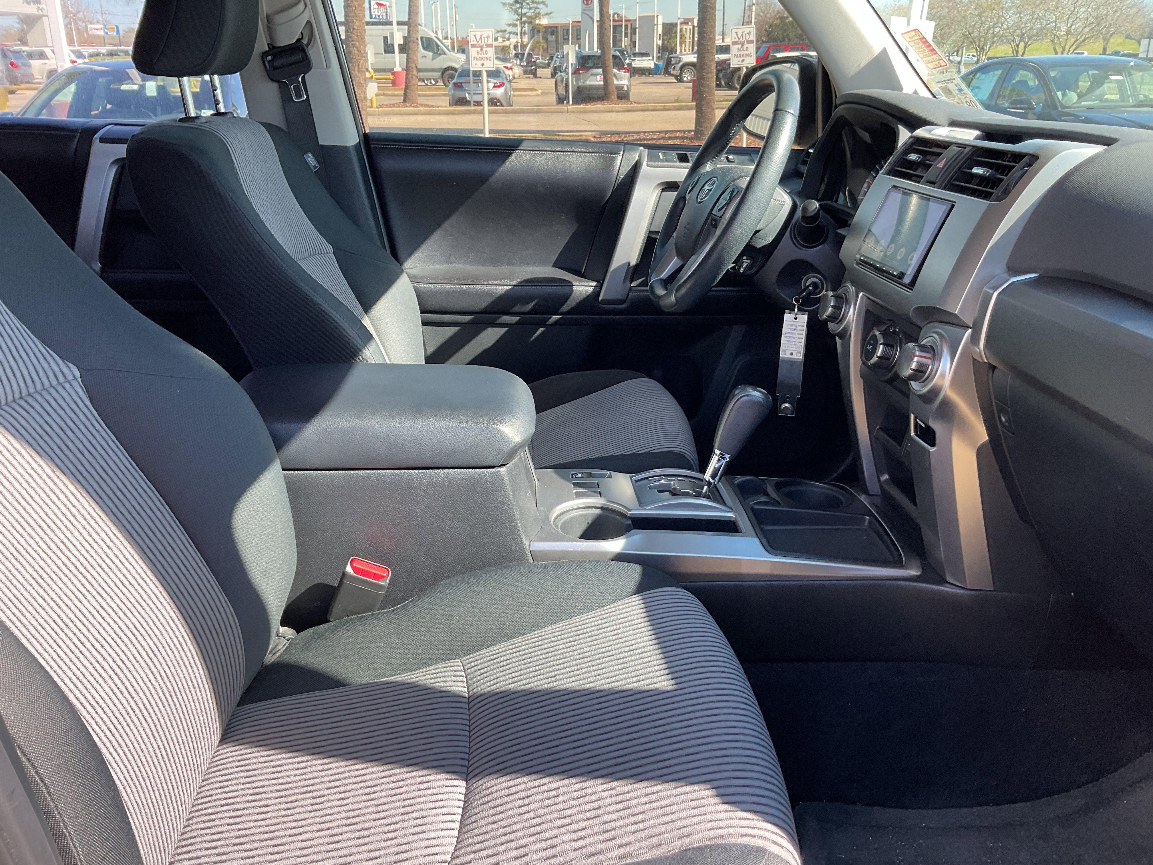 2016 Toyota 4RUNNER SR5