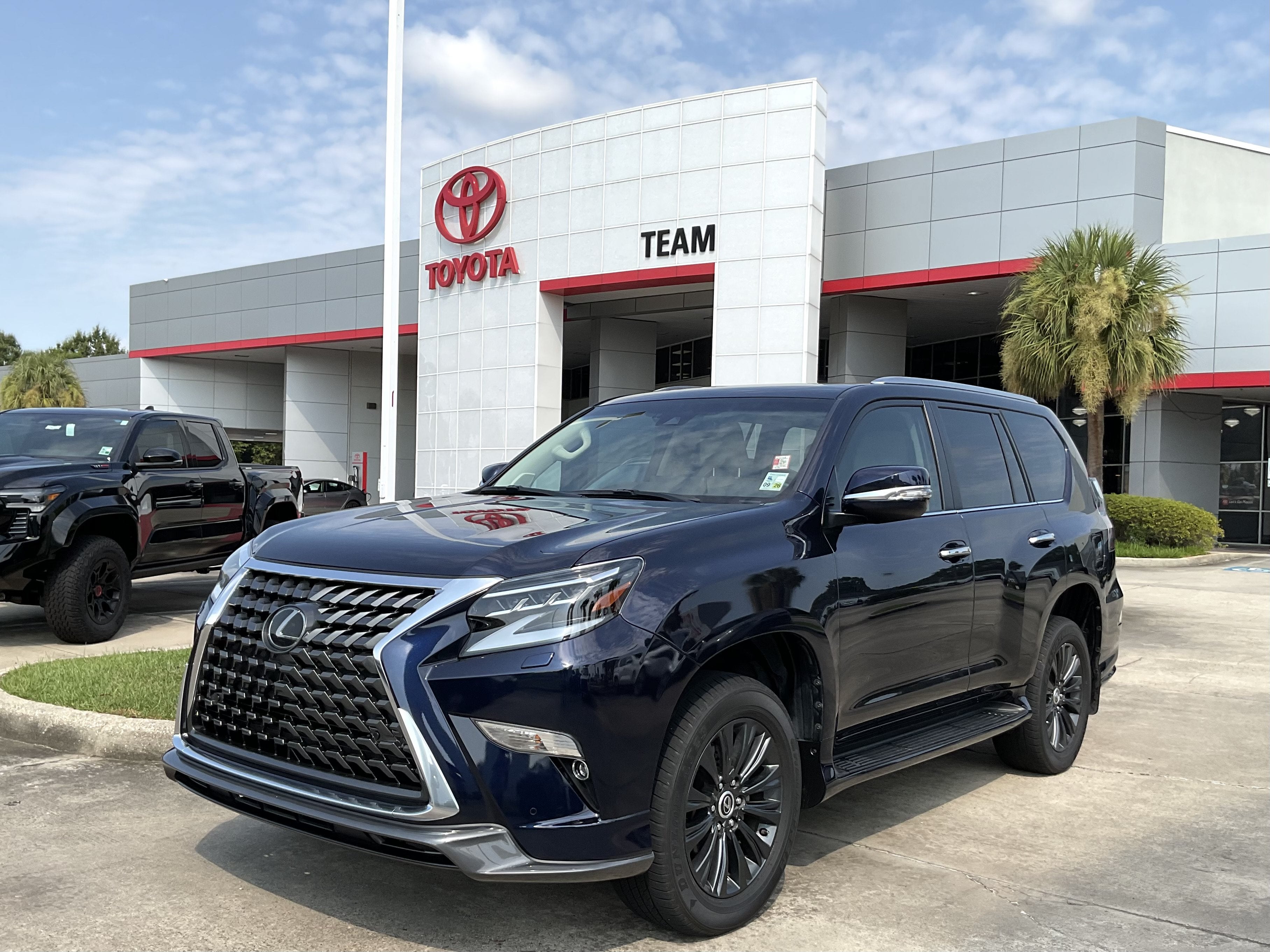 2023 Lexus GX GX 460 Premium
