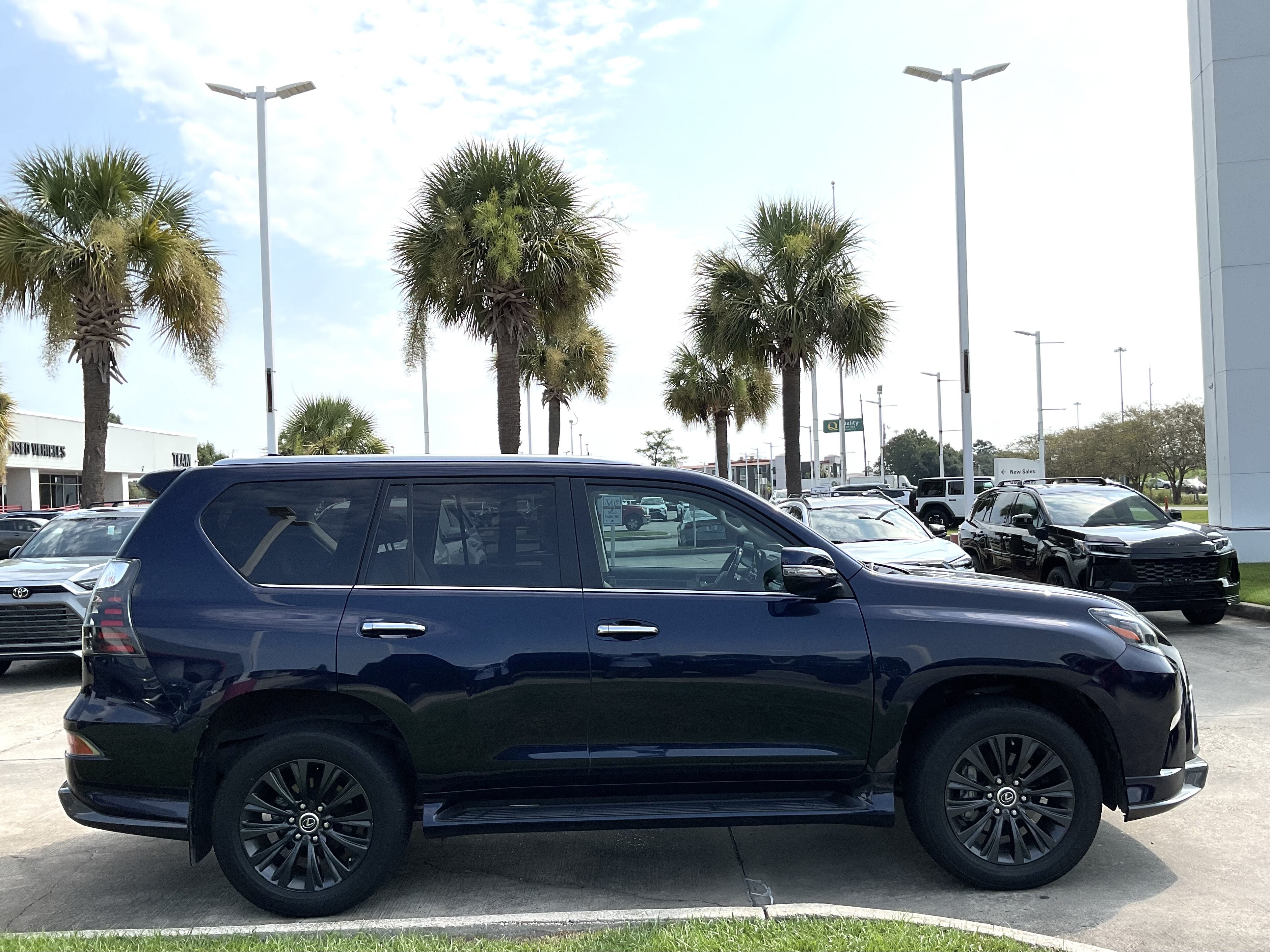 2023 Lexus GX GX 460 Premium