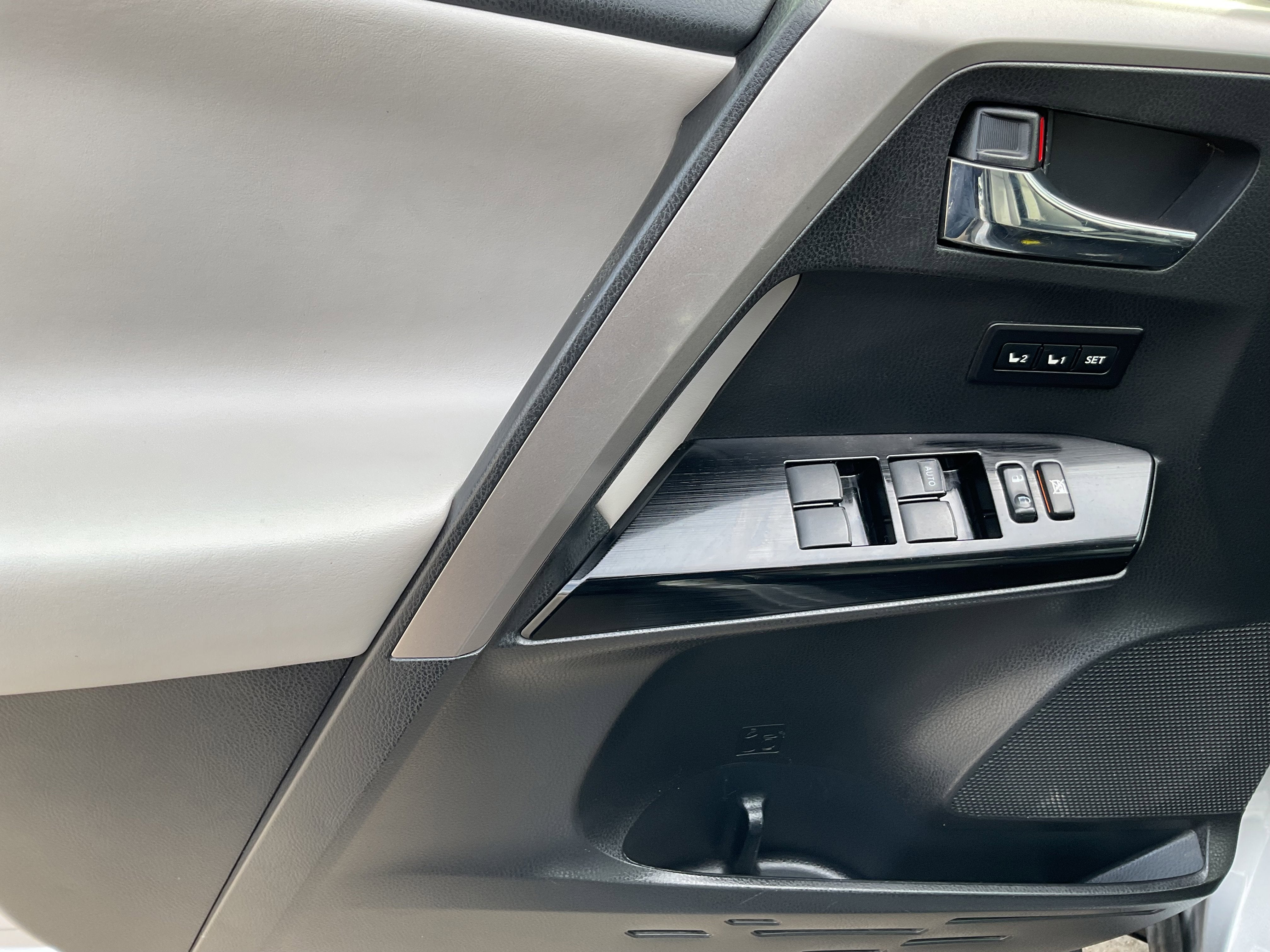 2018 Toyota RAV4 HYBRID Hybrid Limited