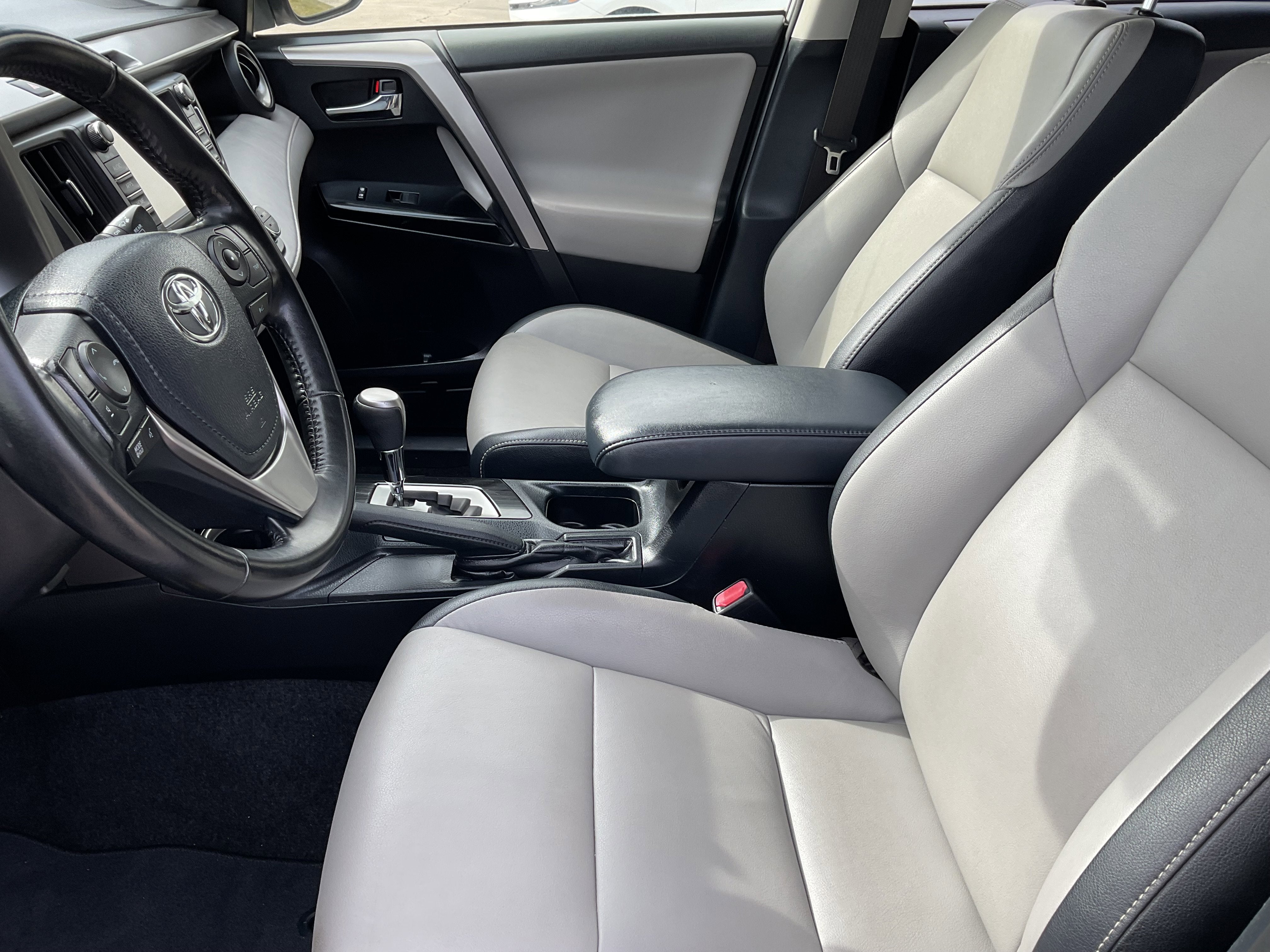 2018 Toyota RAV4 HYBRID Hybrid Limited