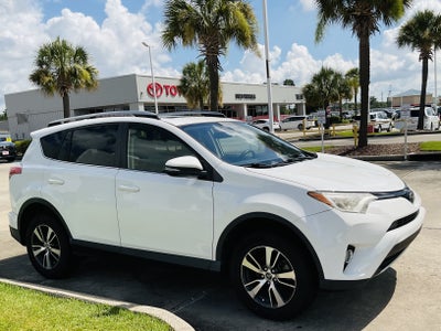 2017 Toyota RAV4 XLE