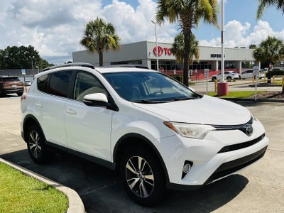 2017 Toyota RAV4 XLE