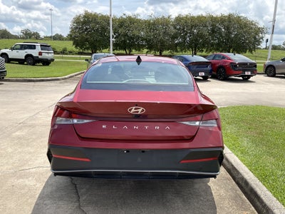 2024 Hyundai Elantra SEL