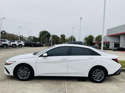 2024 Hyundai Elantra SEL