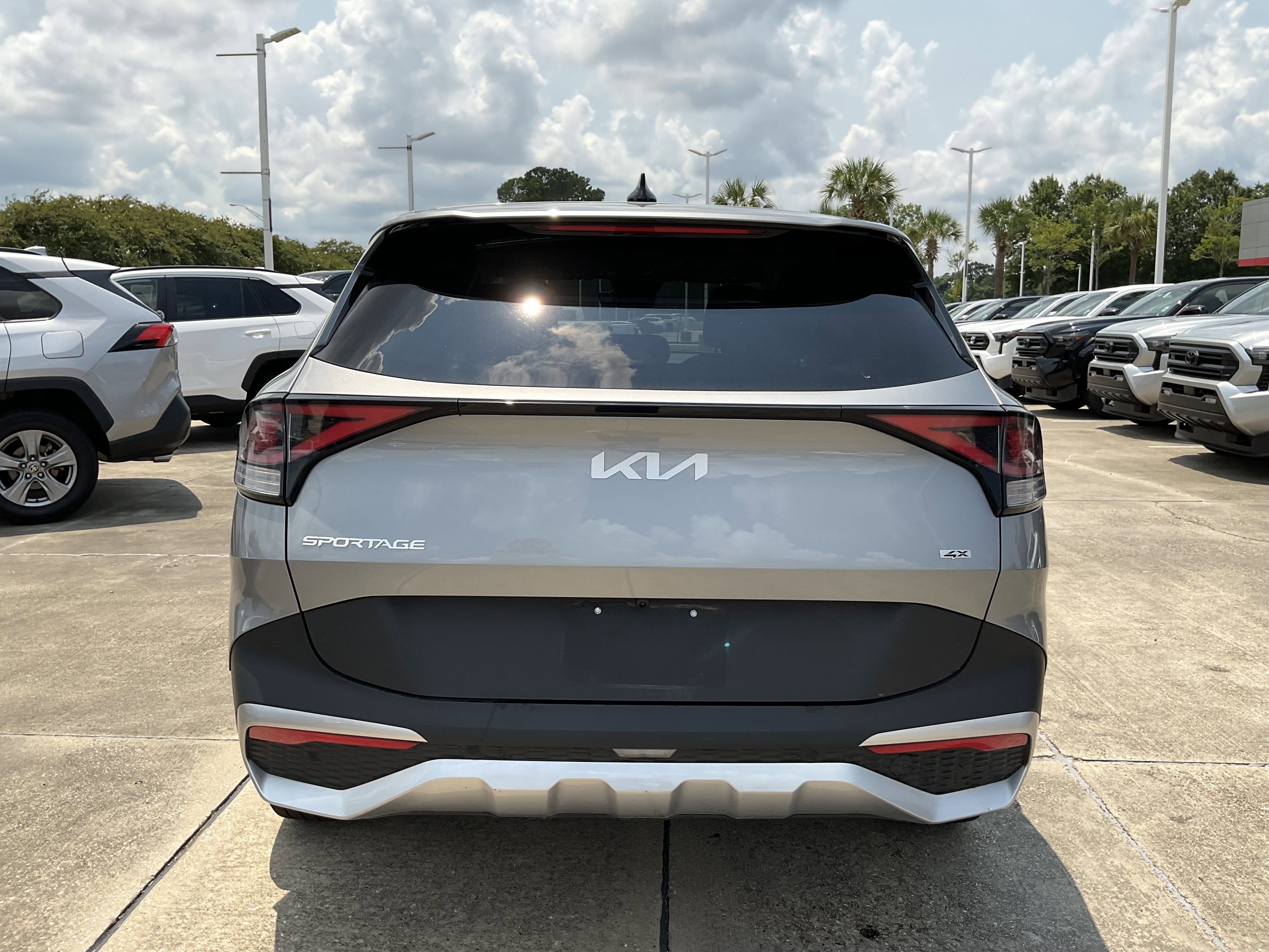 2024 Kia Sportage LX