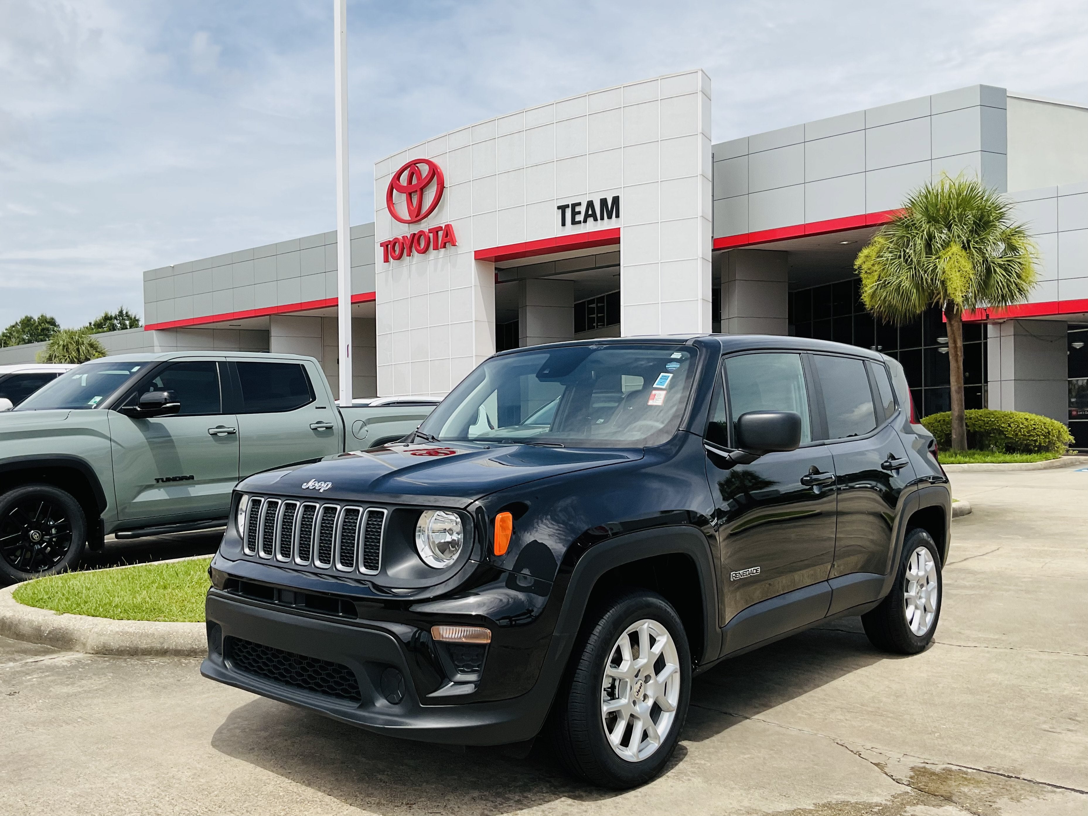 2023 Jeep Renegade Latitude