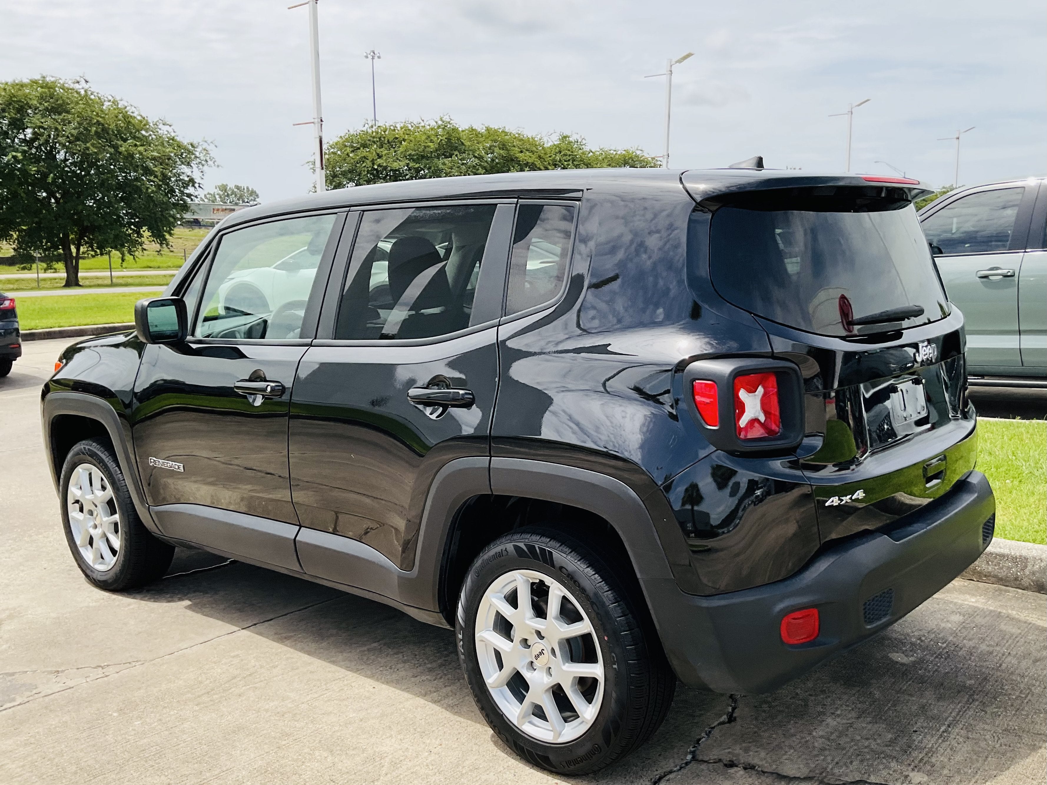 2023 Jeep Renegade Latitude