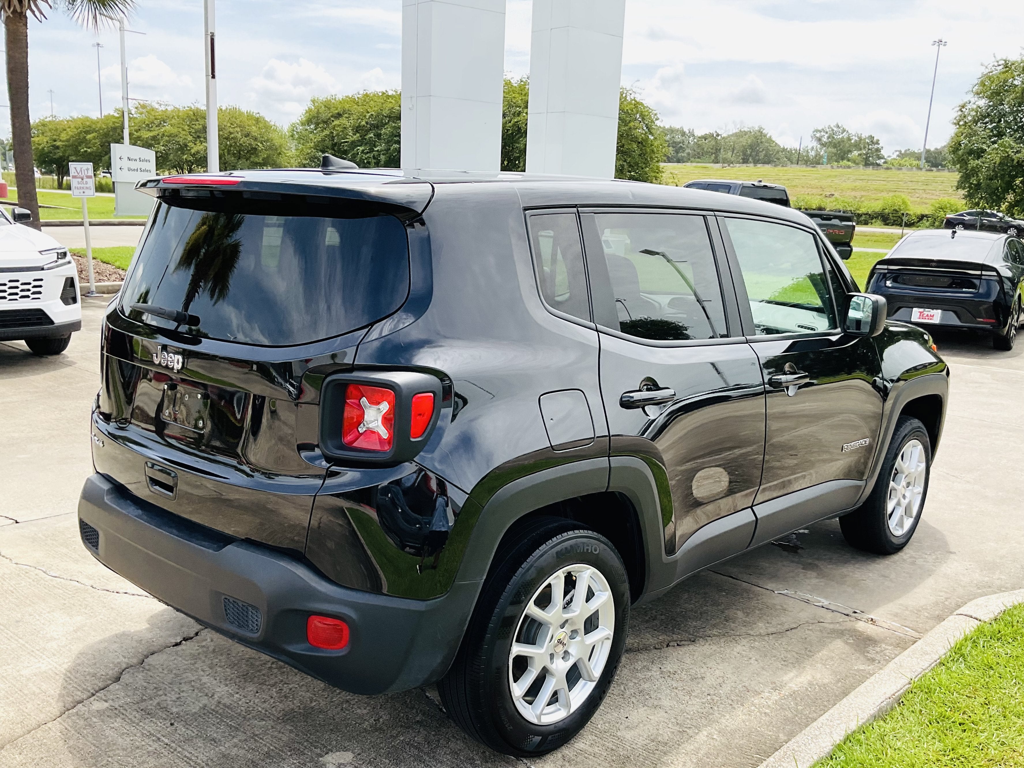 2023 Jeep Renegade Latitude
