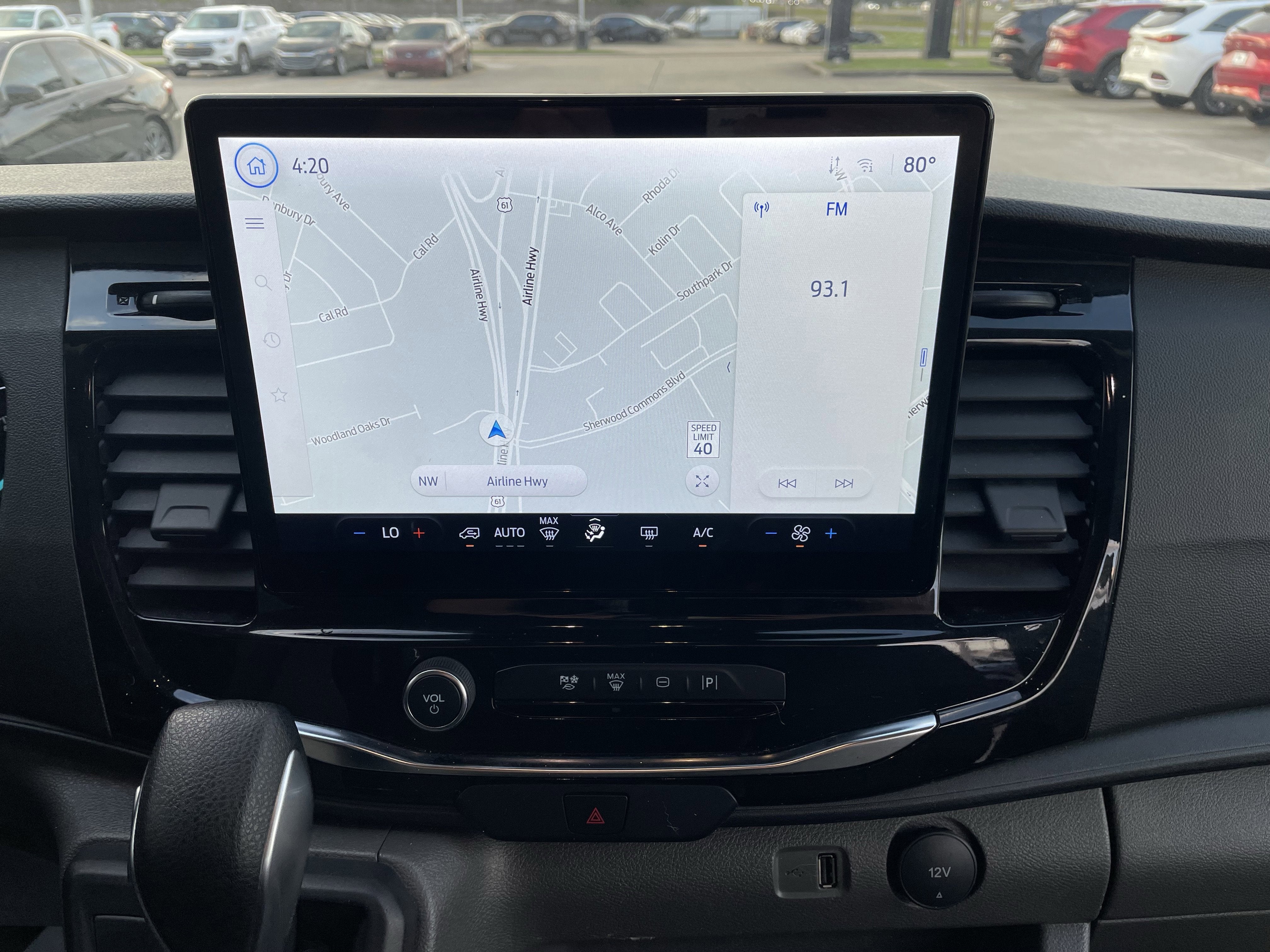 2023 Ford Transit Passenger Wagon XLT