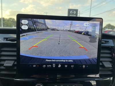 2023 Ford Transit Passenger Wagon XLT