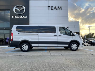 2023 Ford Transit Passenger Wagon XLT