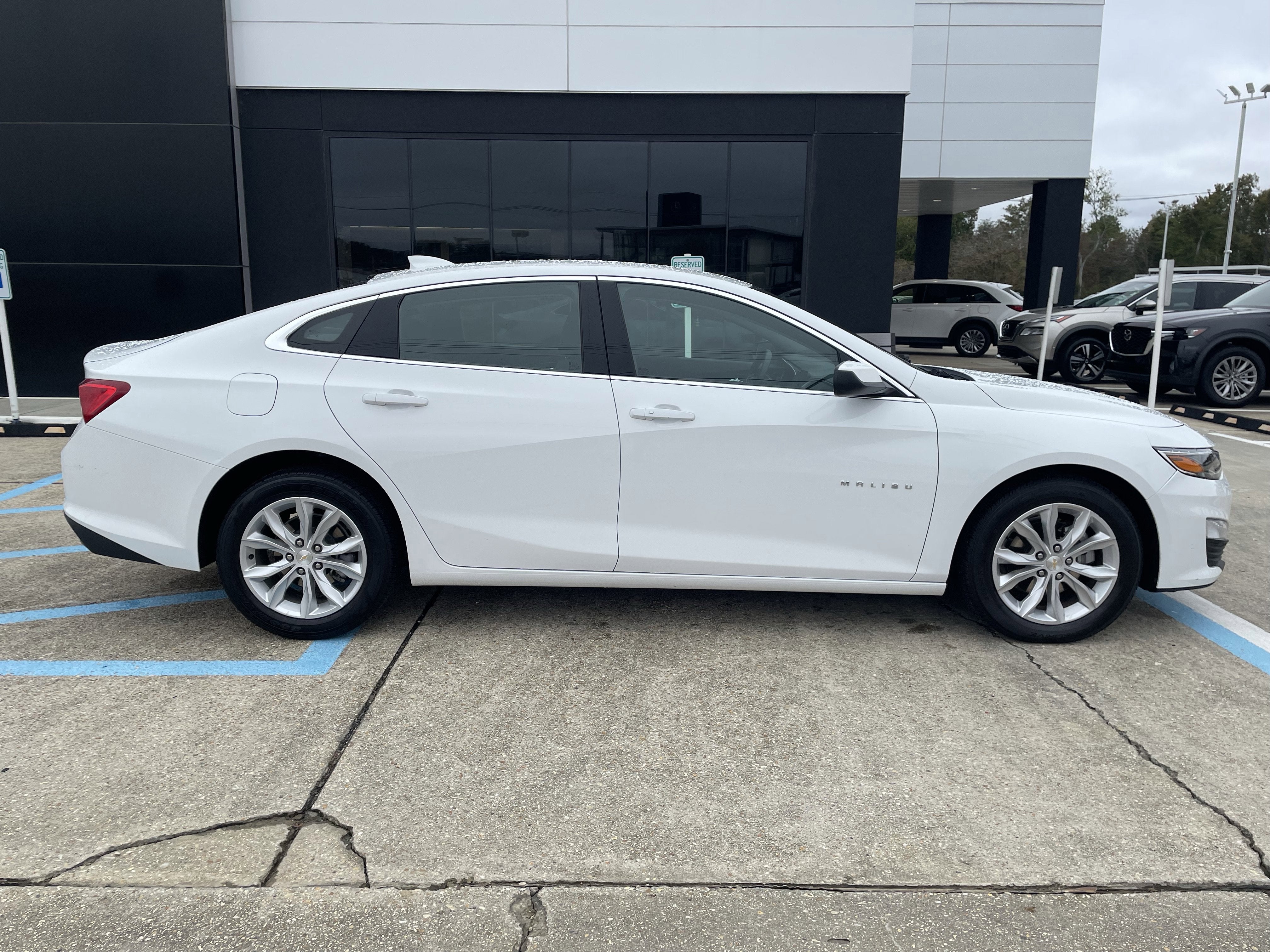 2024 Chevrolet Malibu LT