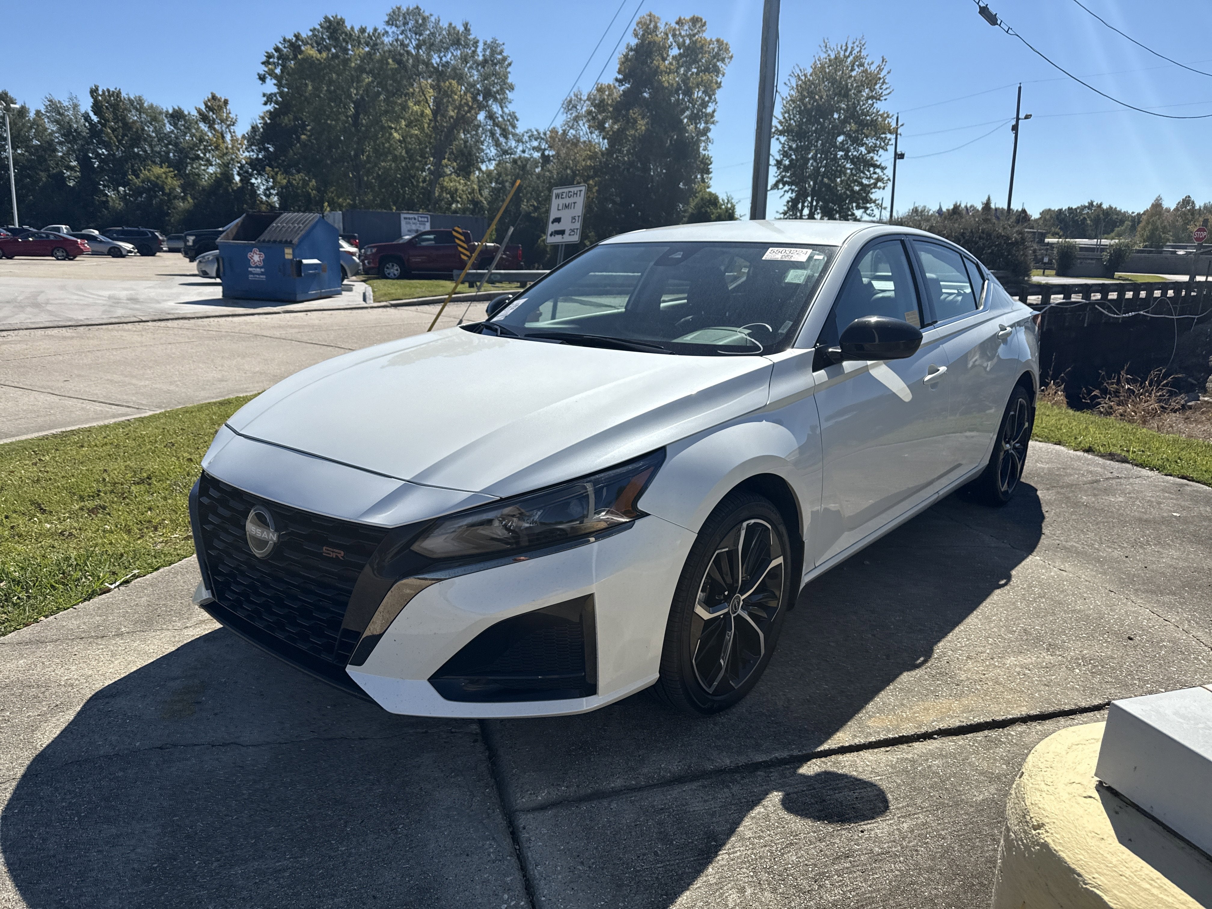 2025 Nissan Altima SR