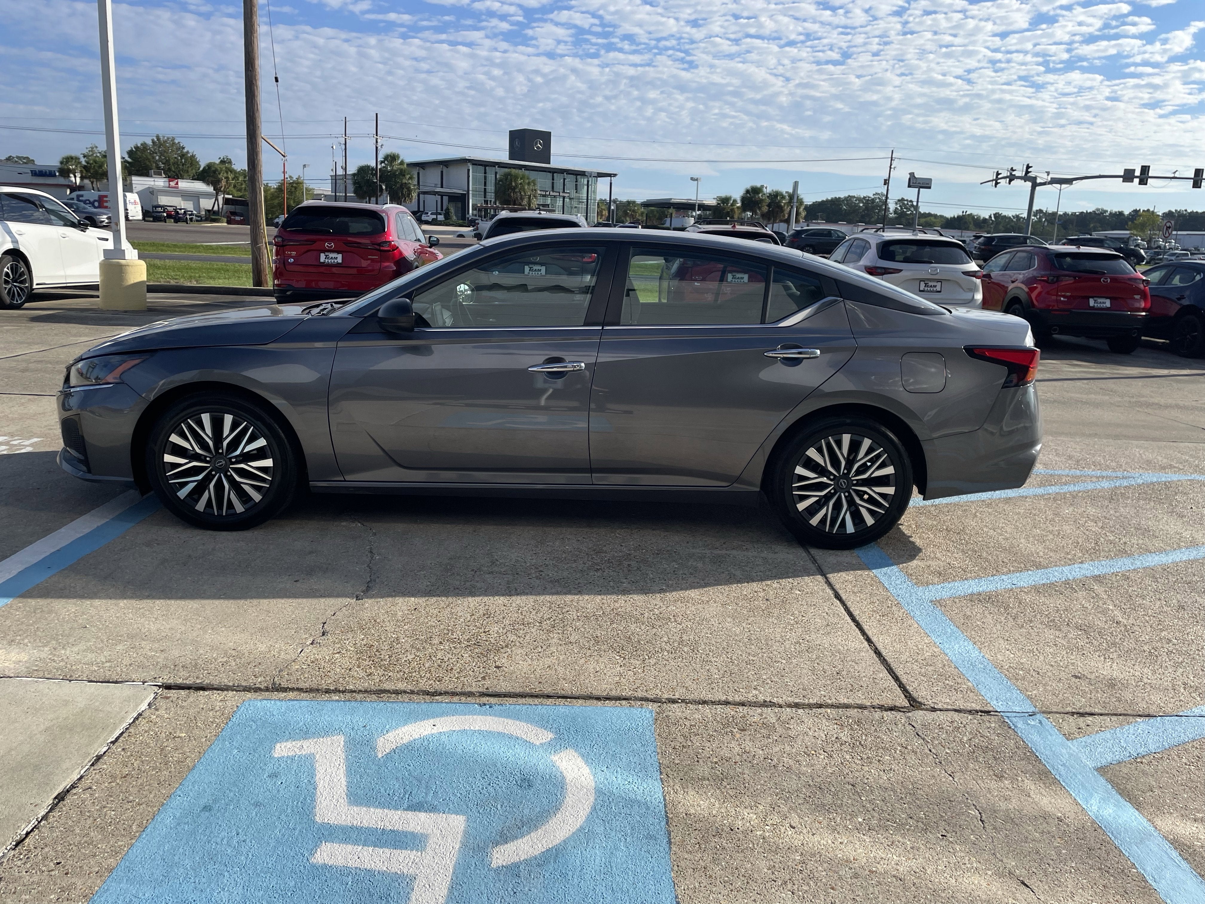 2024 Nissan Altima 2.5 SV