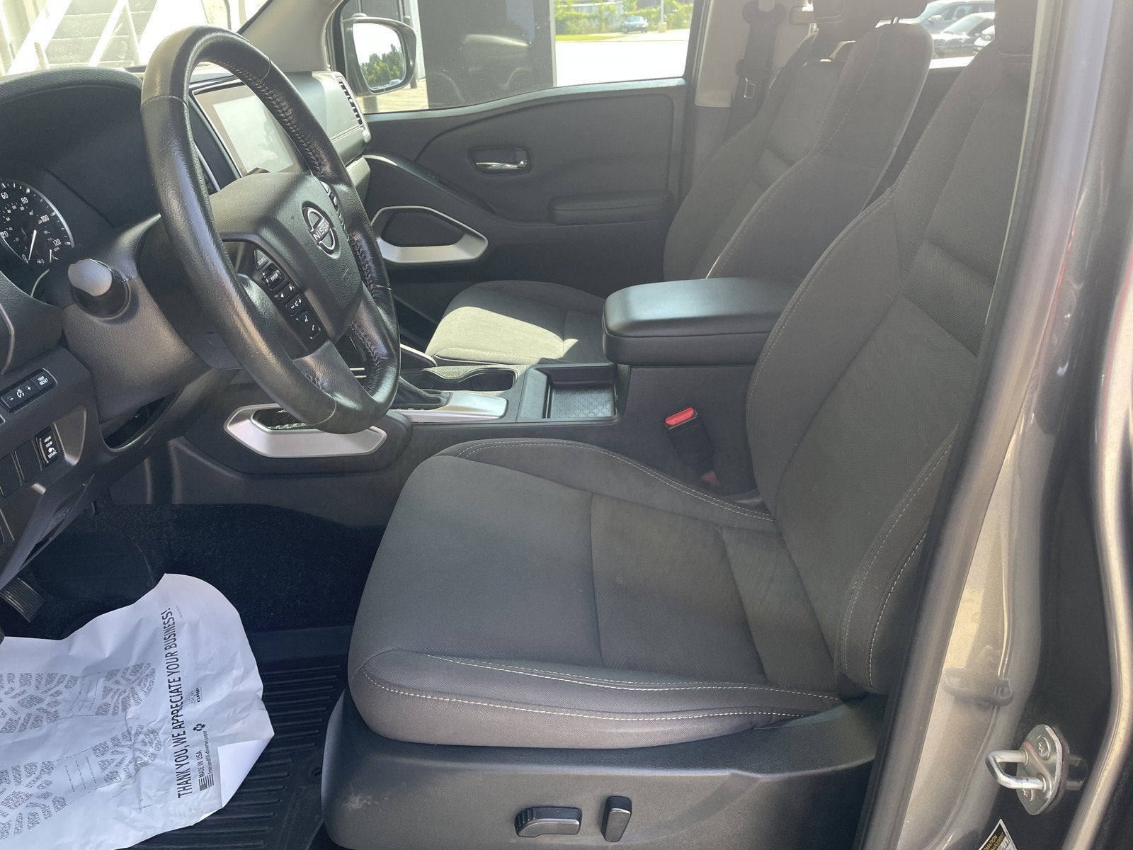 2024 Nissan Frontier SV