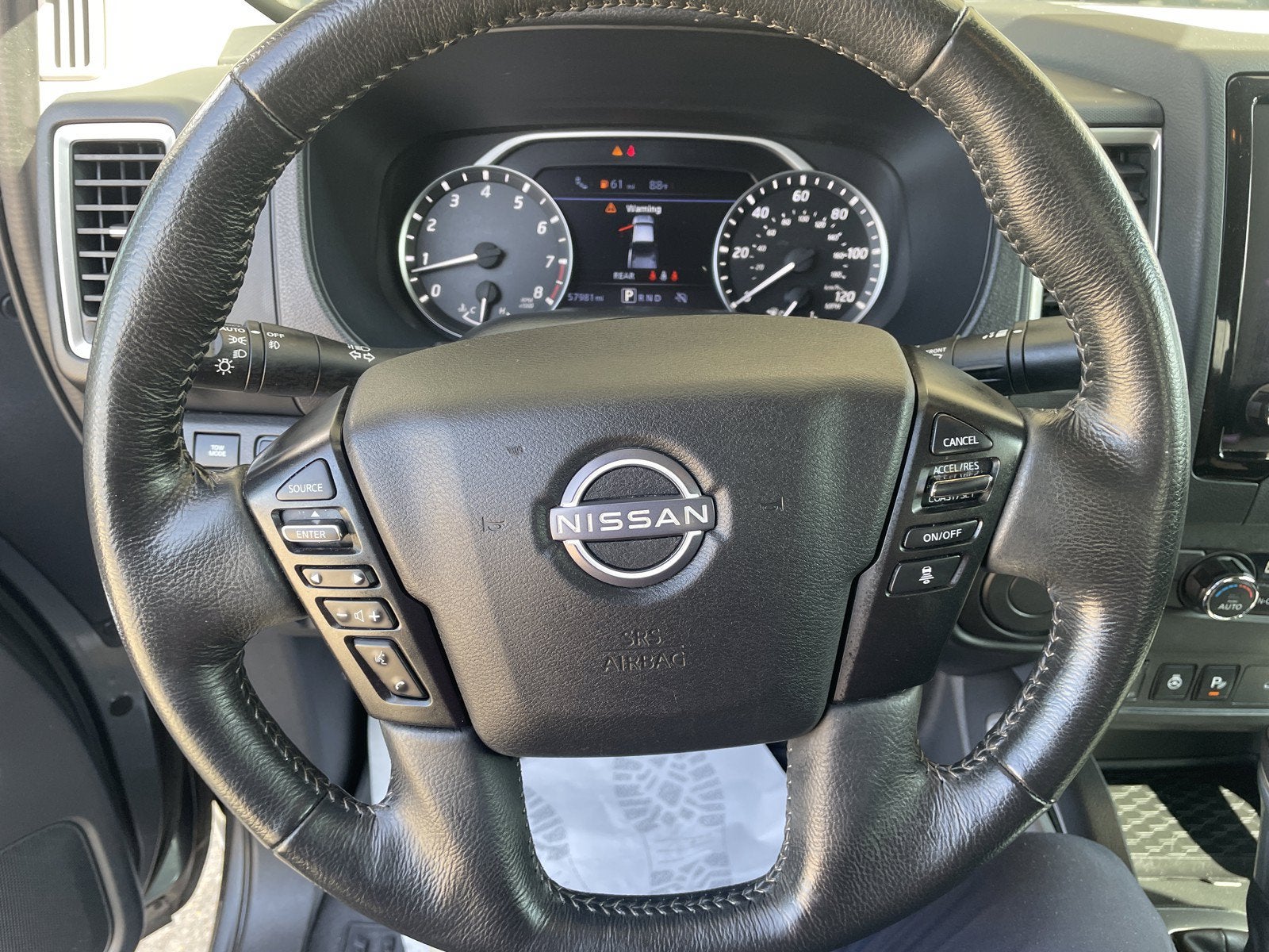 2024 Nissan Frontier SV