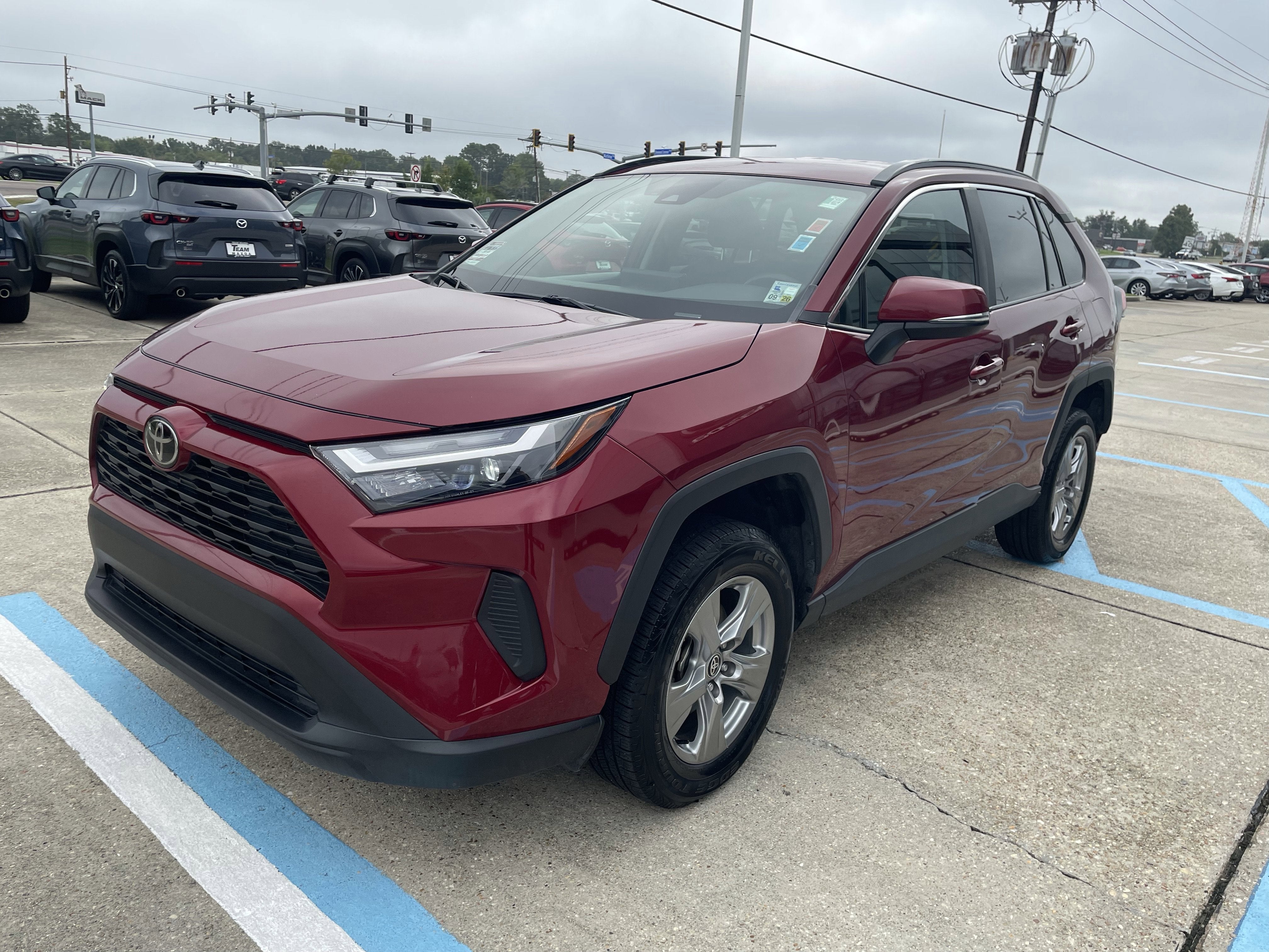 2023 Toyota RAV4 XLE