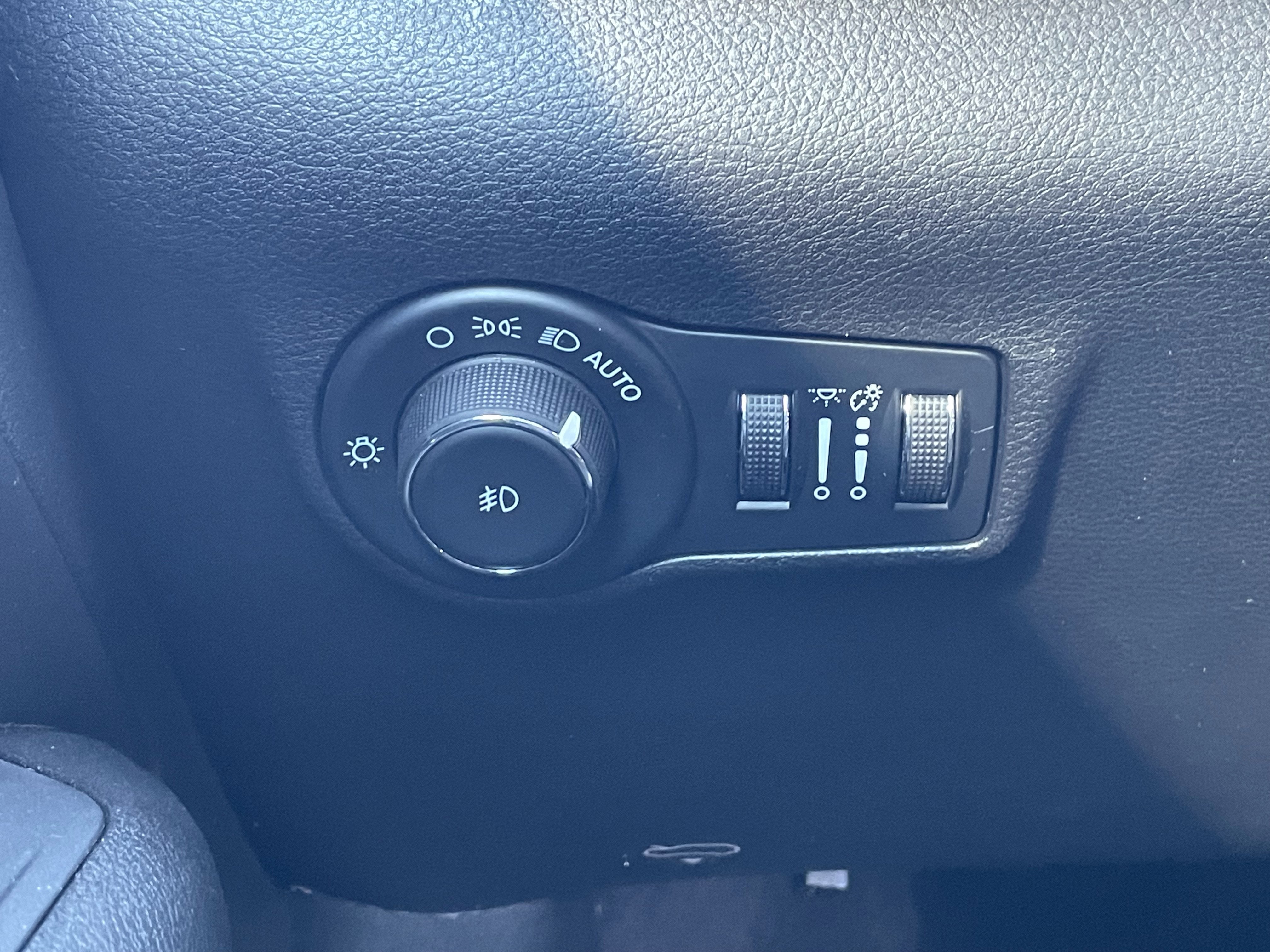 2023 Jeep Compass (RED) Edition