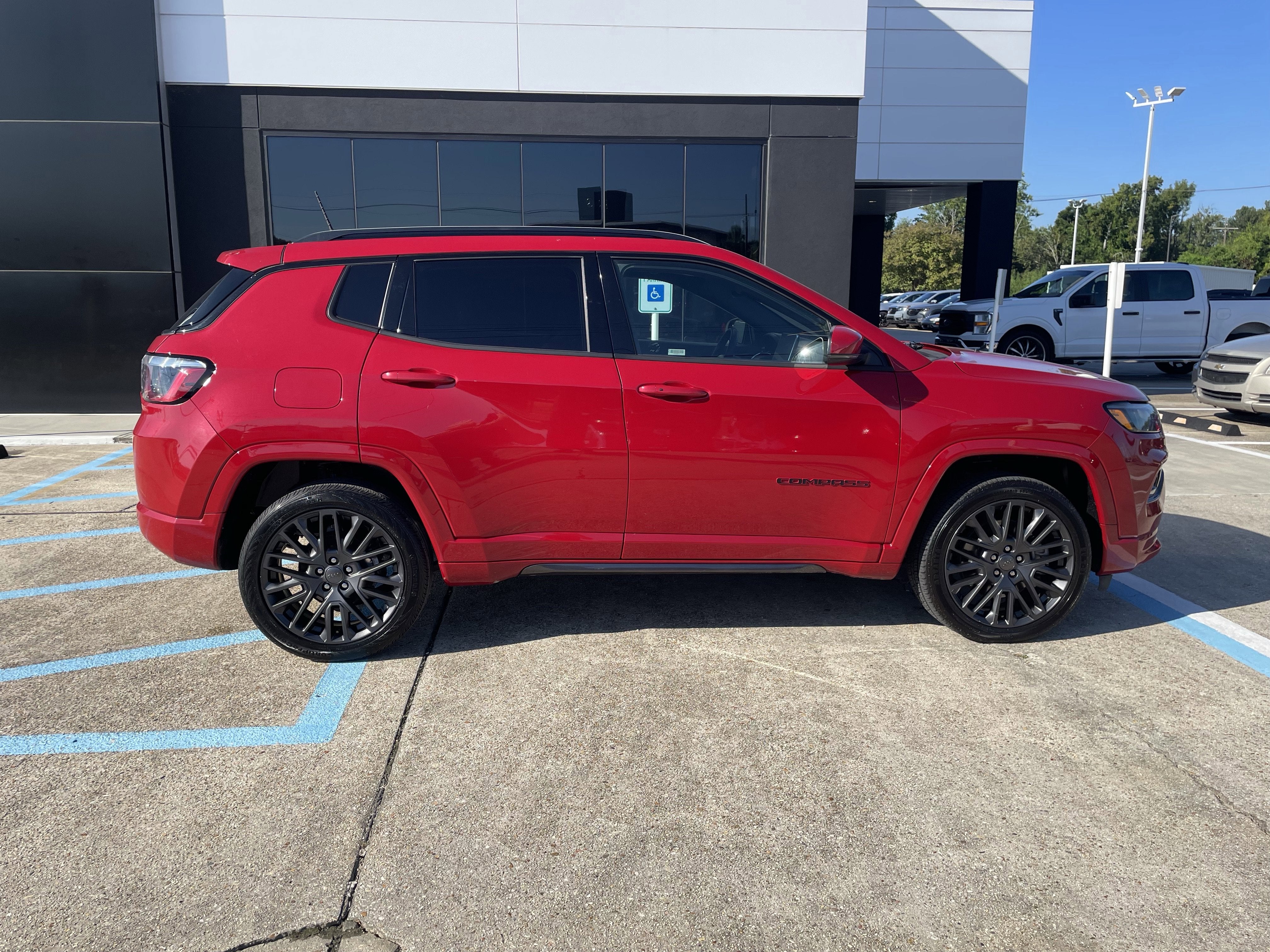 2023 Jeep Compass (RED) Edition
