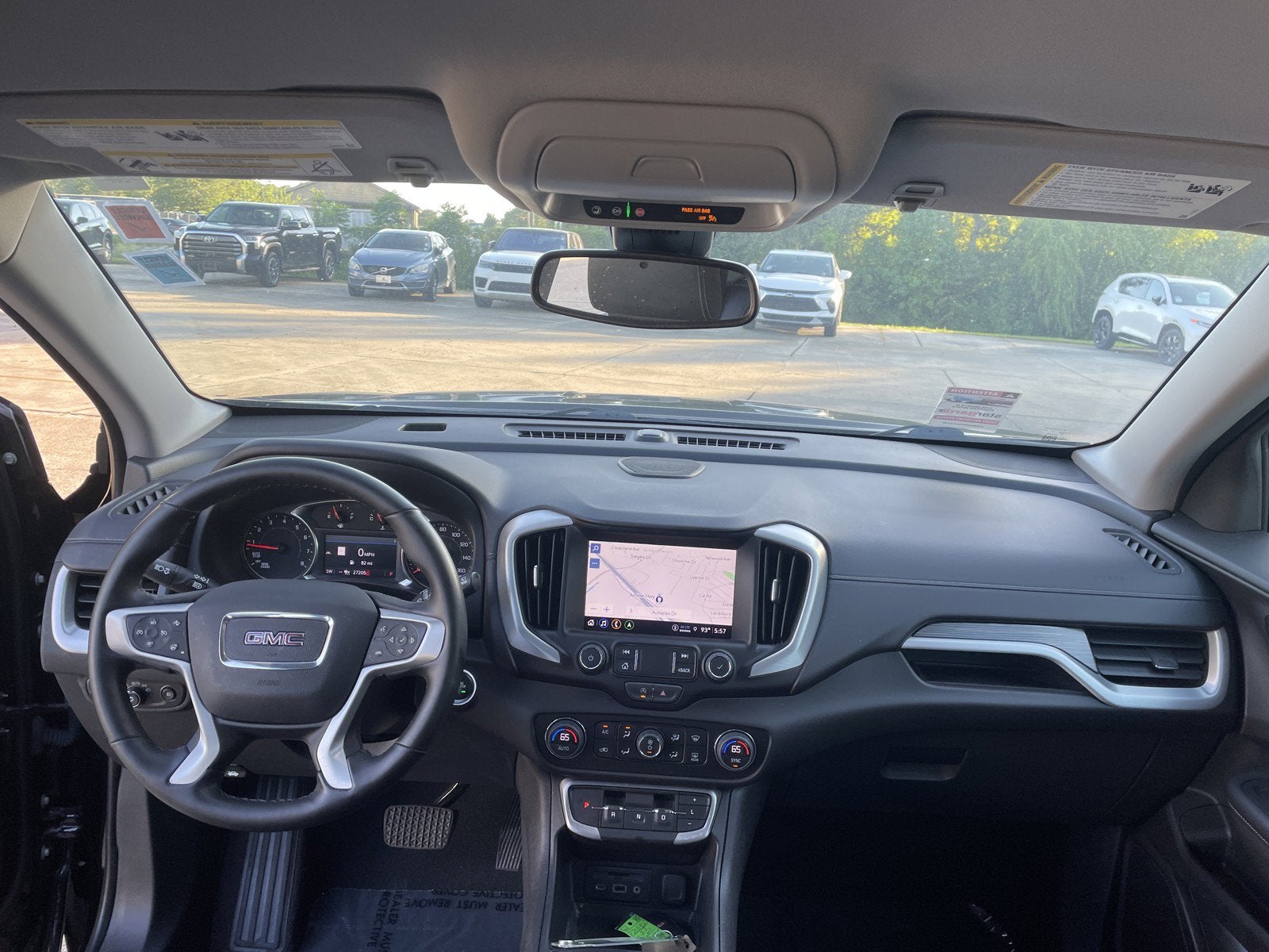 2023 GMC Terrain SLT