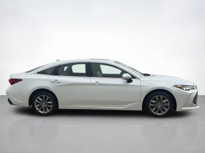 2021 Toyota Avalon XLE