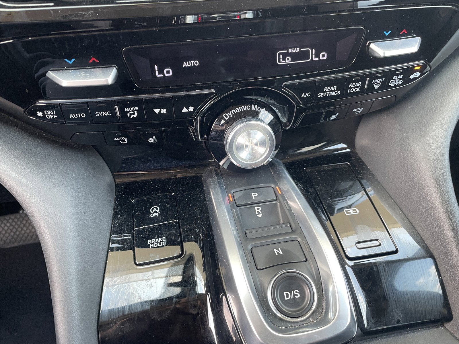 2025 Acura MDX w/Technology Package