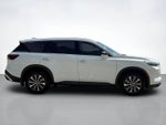 2023 INFINITI QX60 PURE