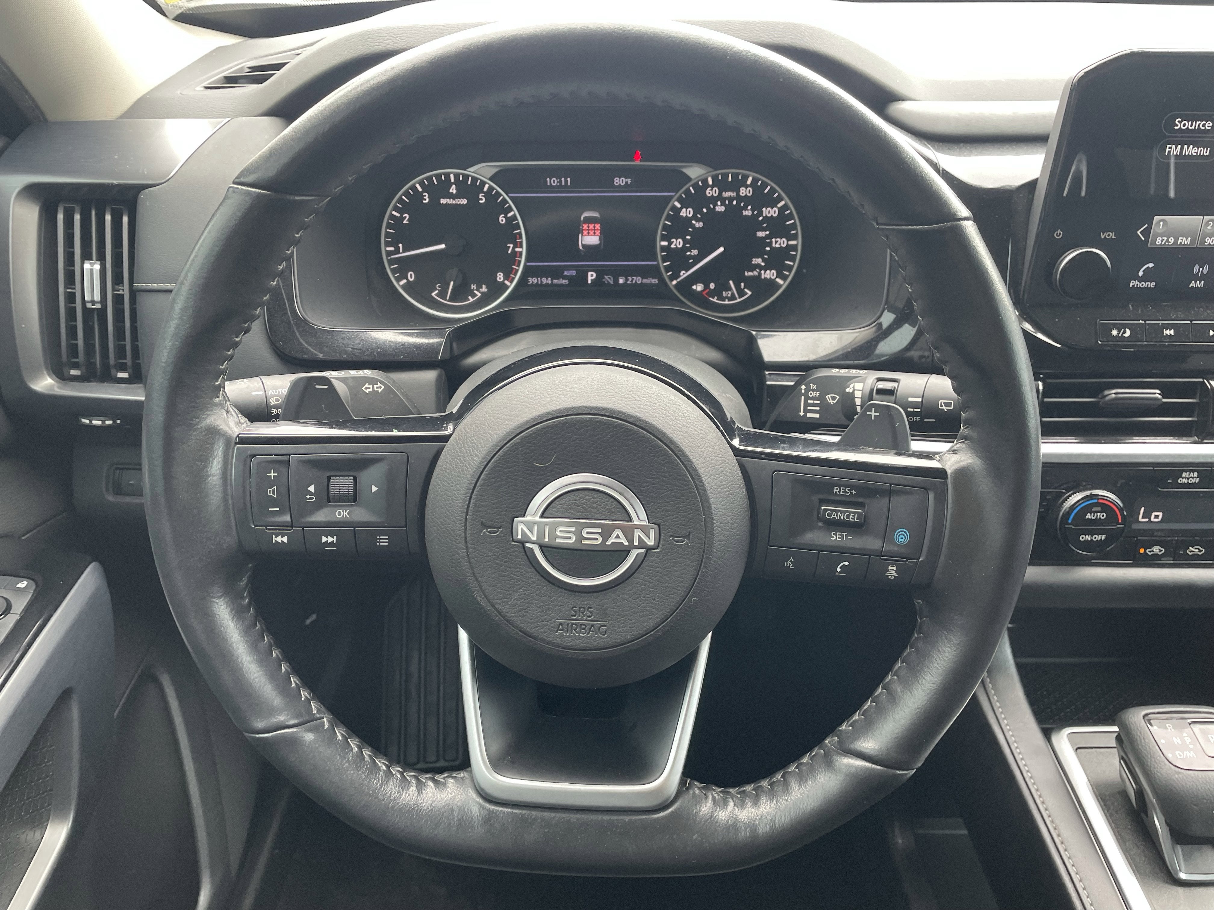 2022 Nissan Pathfinder SL