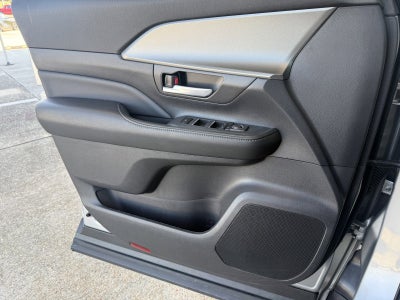 2025 Toyota Grand Highlander XLE