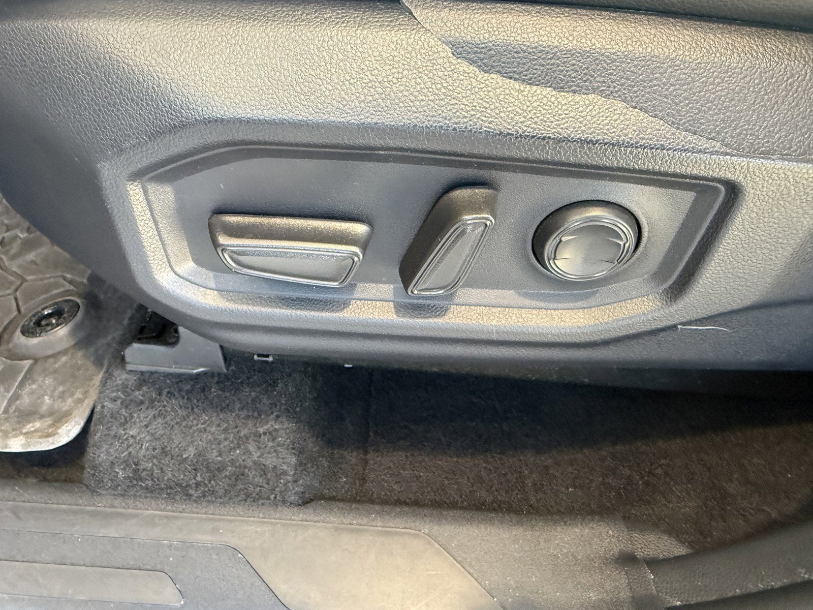 2024 Toyota Tundra 2WD SR5