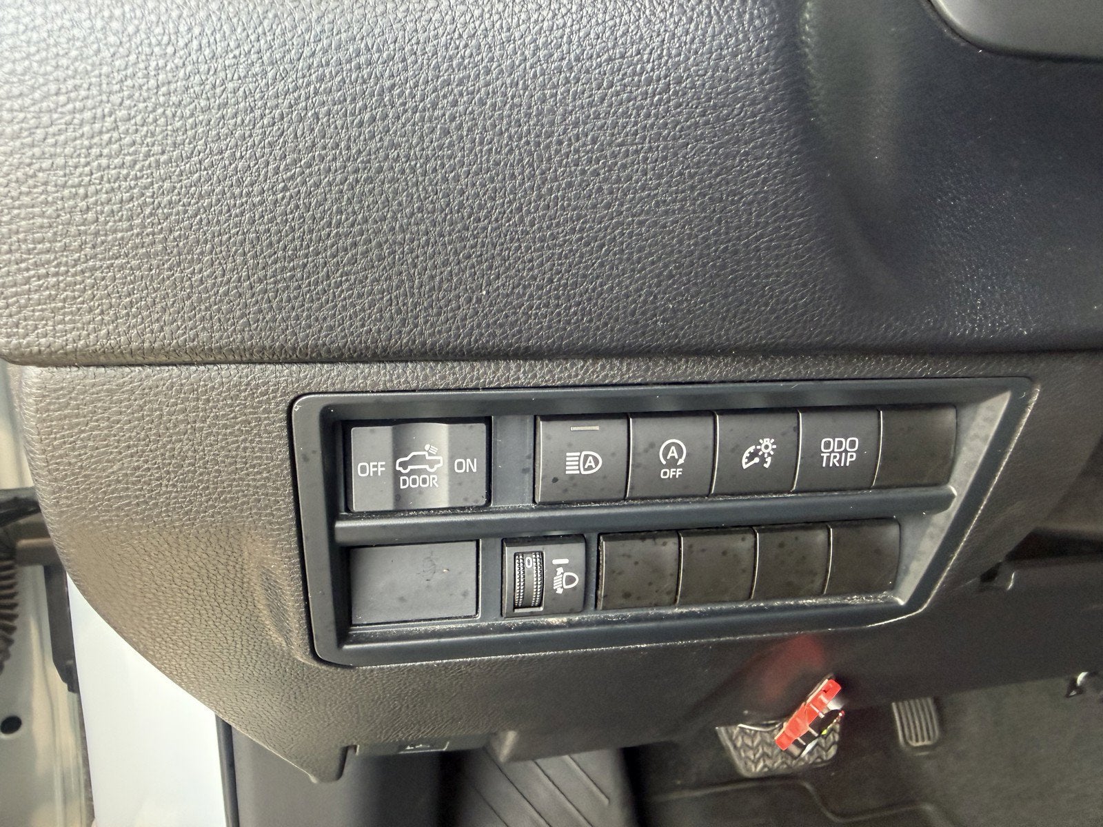 2025 Toyota Tundra 4WD SR5