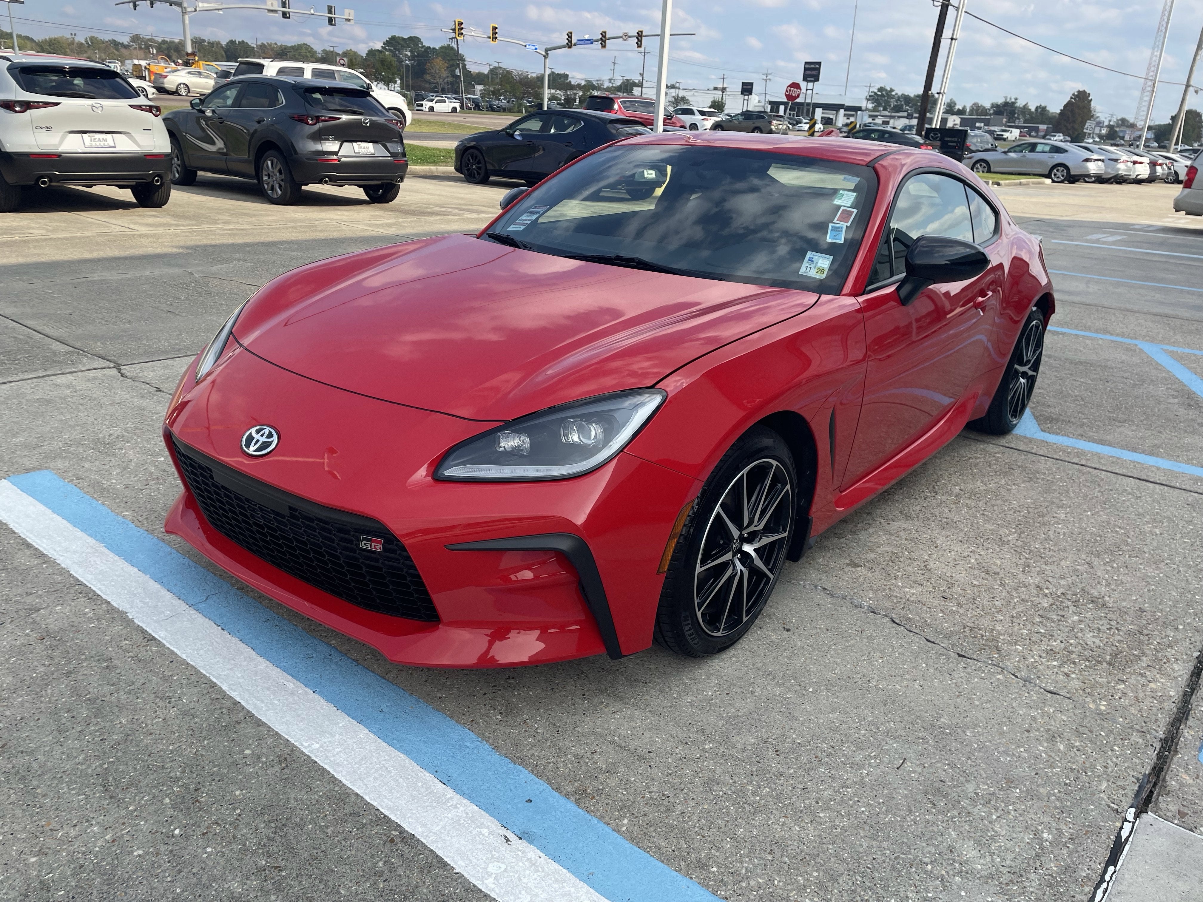 2025 Toyota GR86 2DR MT