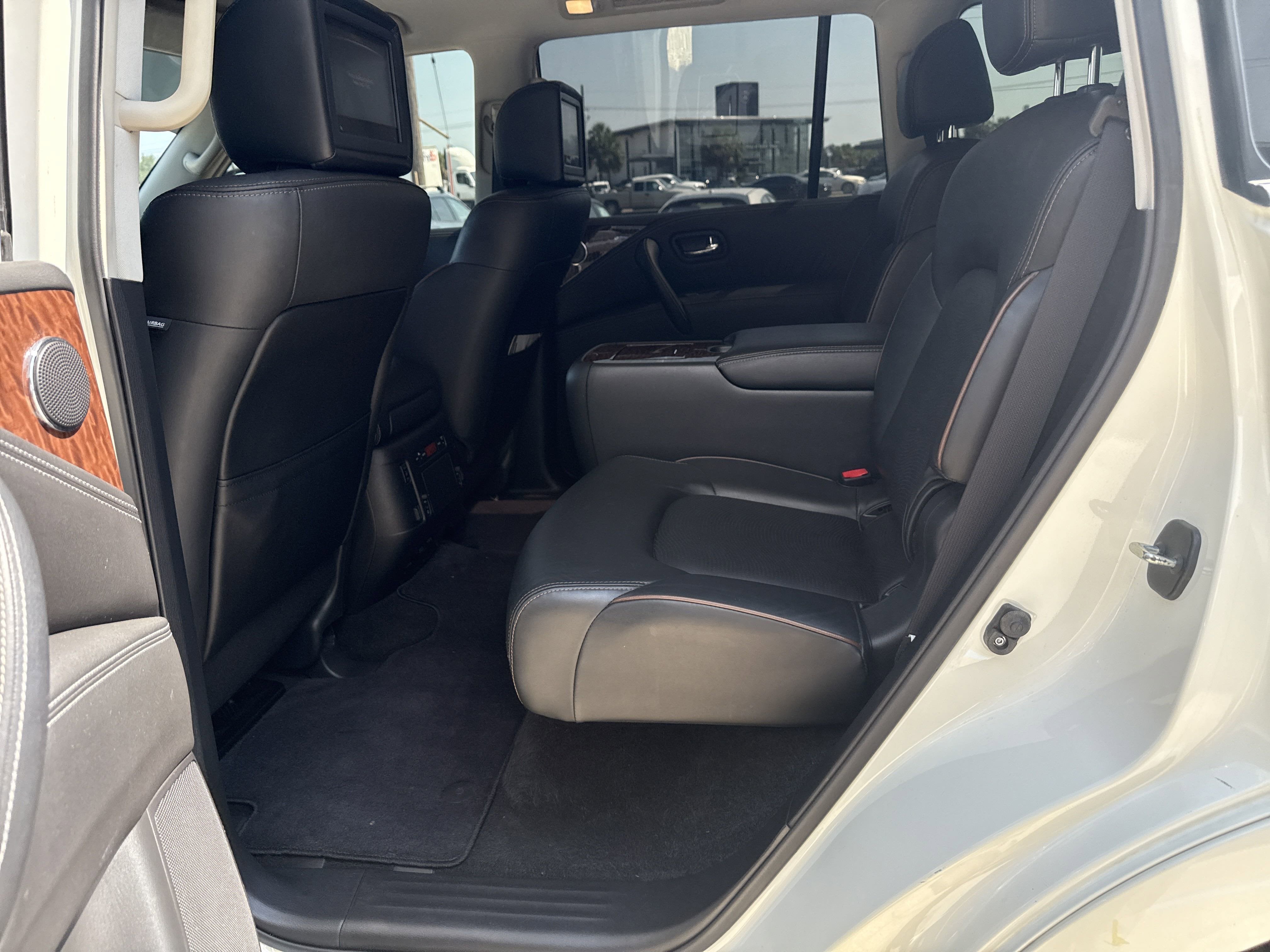 2020 Nissan Armada Platinum