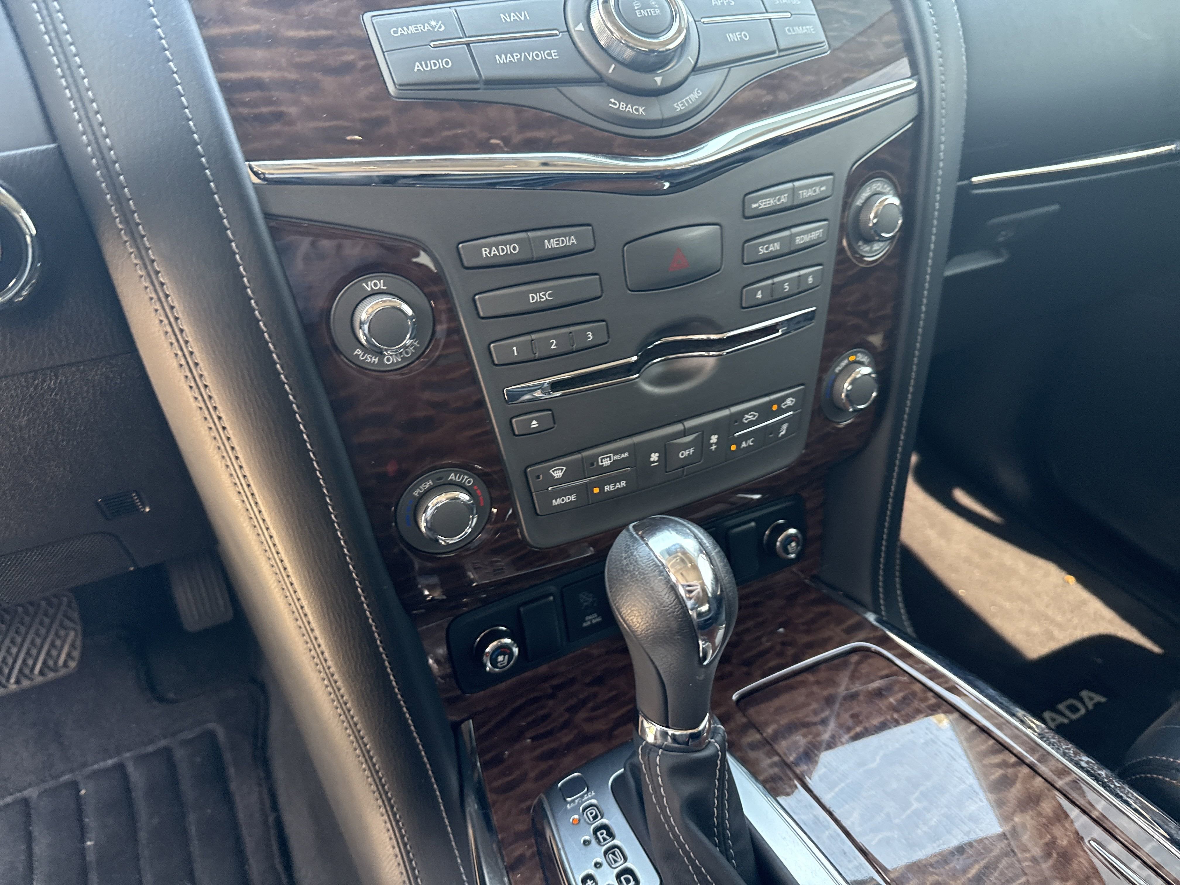 2020 Nissan Armada Platinum