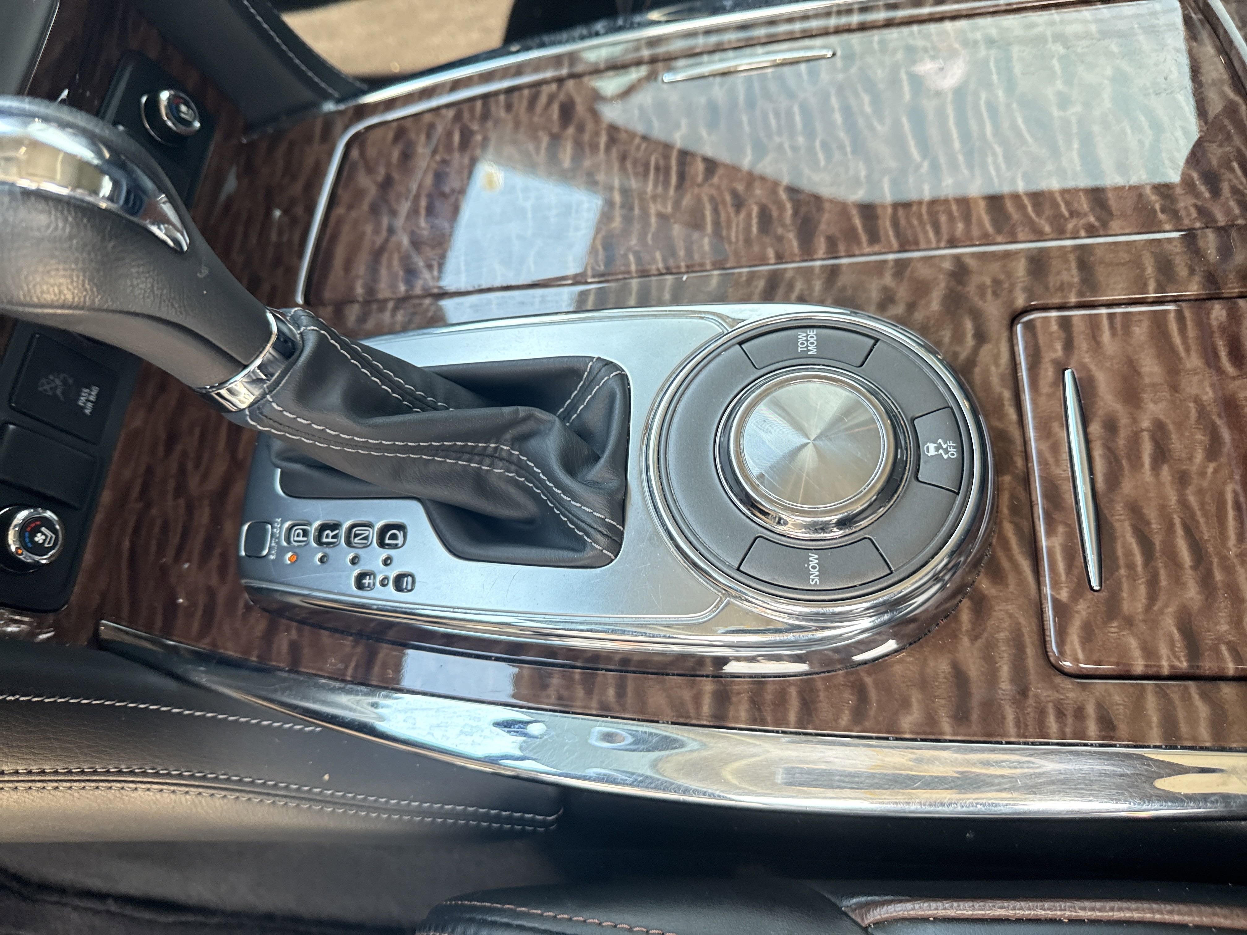 2020 Nissan Armada Platinum