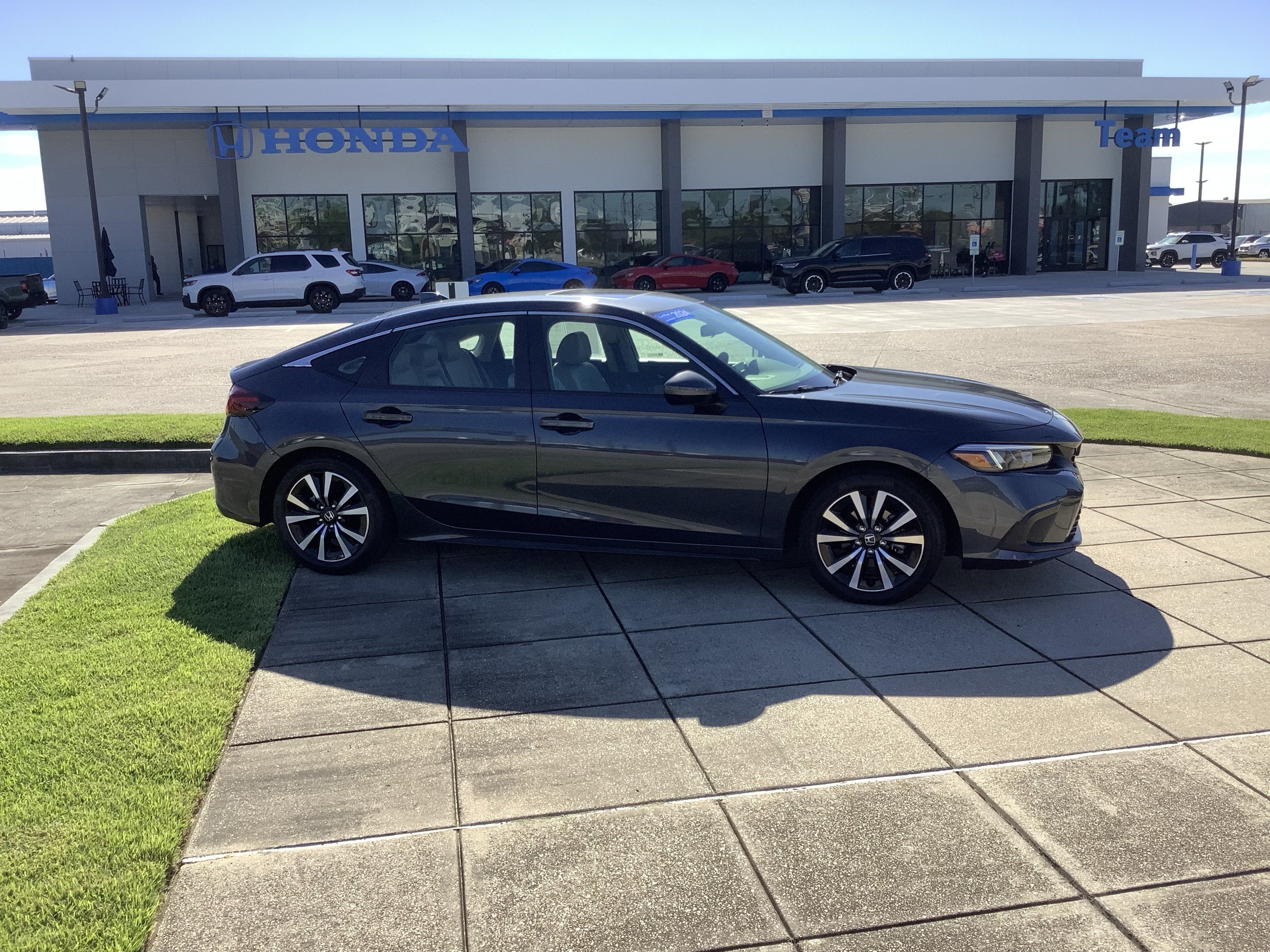 2024 Honda Civic Hatchback EX-L